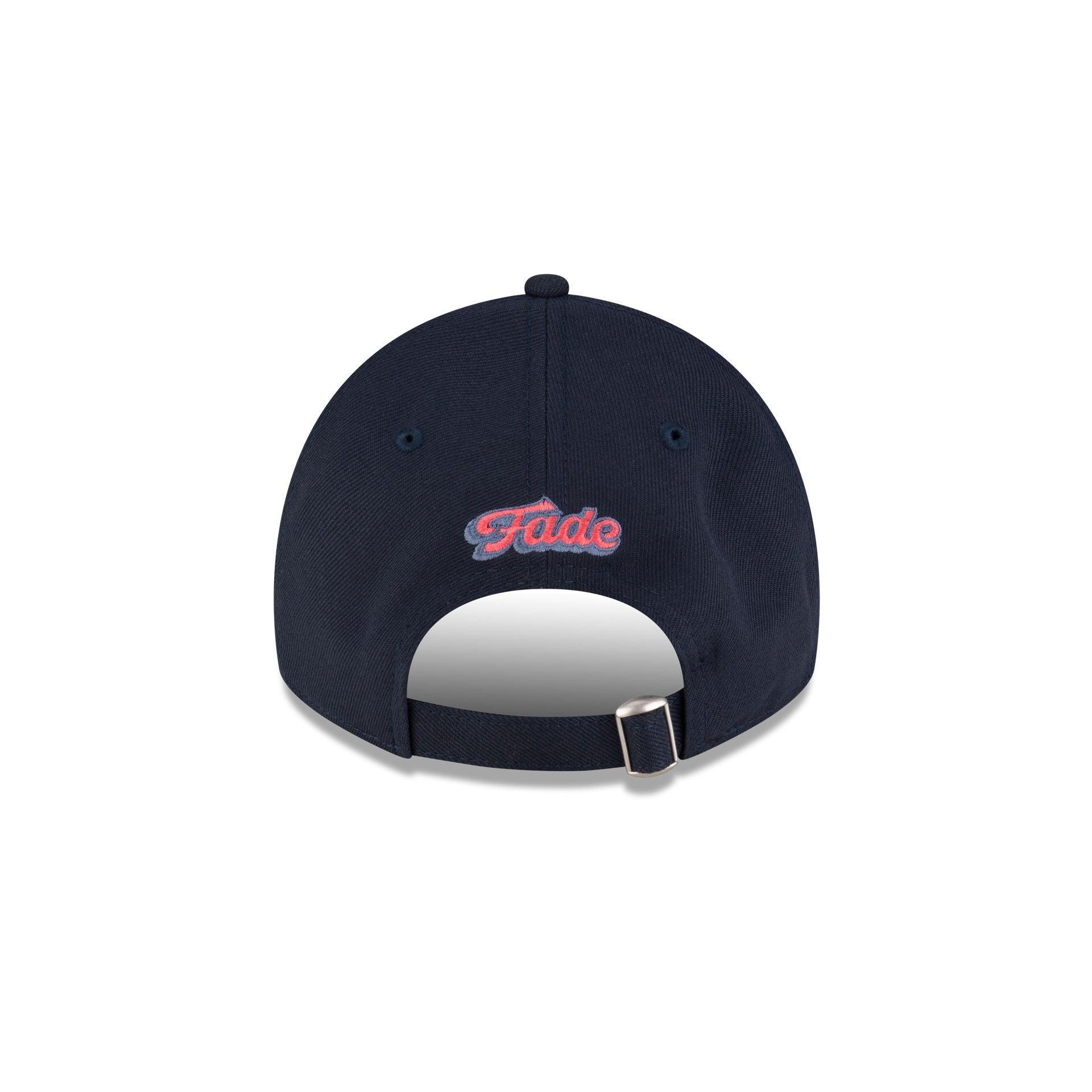 DKNY x New York Yankees Black 9TWENTY Adjustable Hat Male Product Image