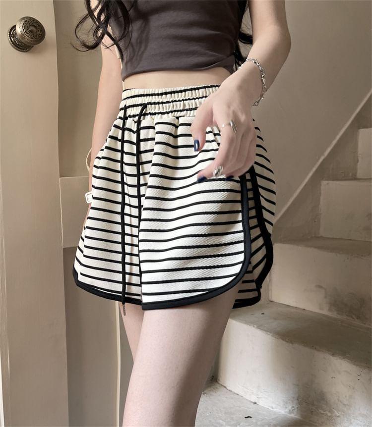 High Waist Striped Shorts Product Image