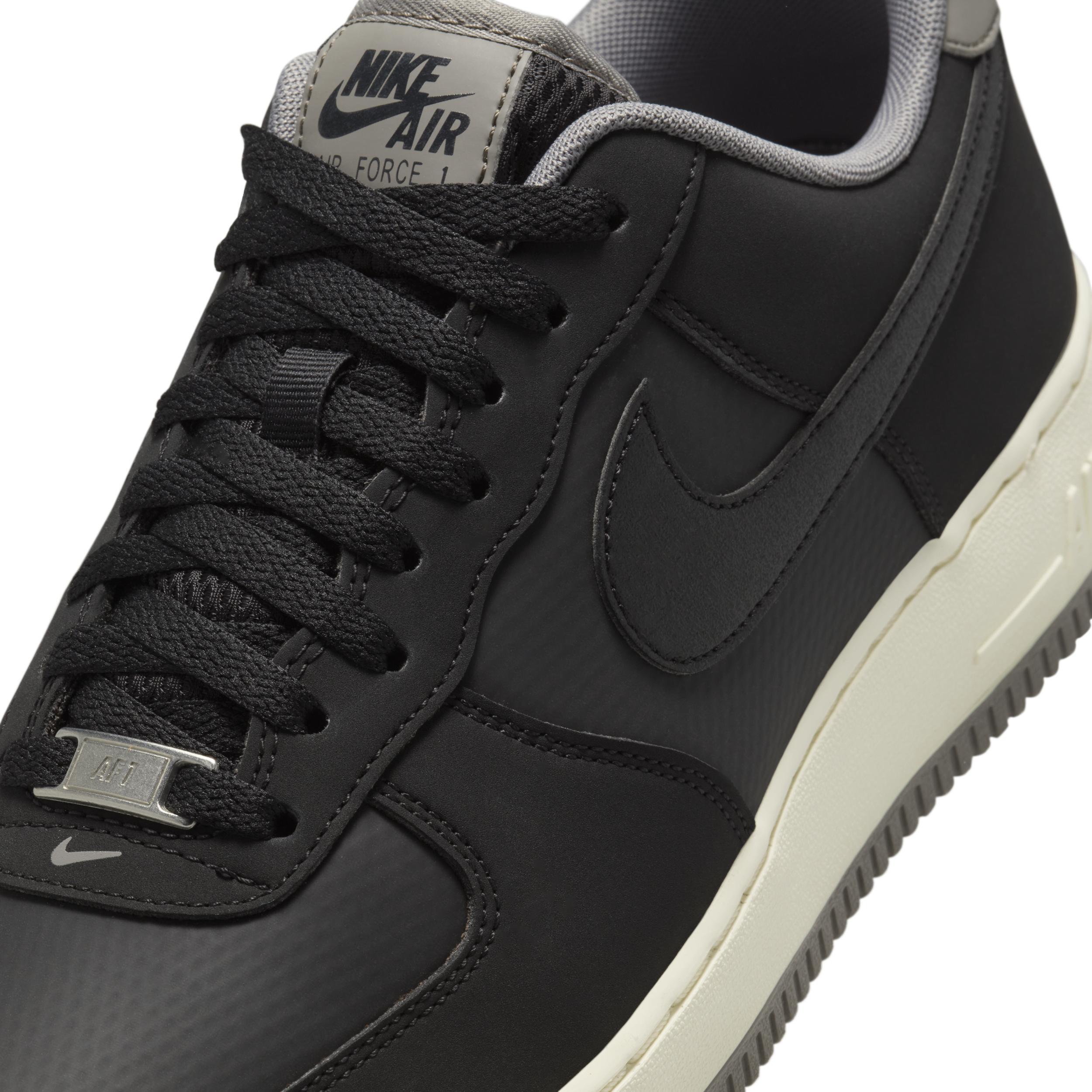 Nike Mens Nike Air Force 1 Low 07 - Mens Basketball Shoes Product Image