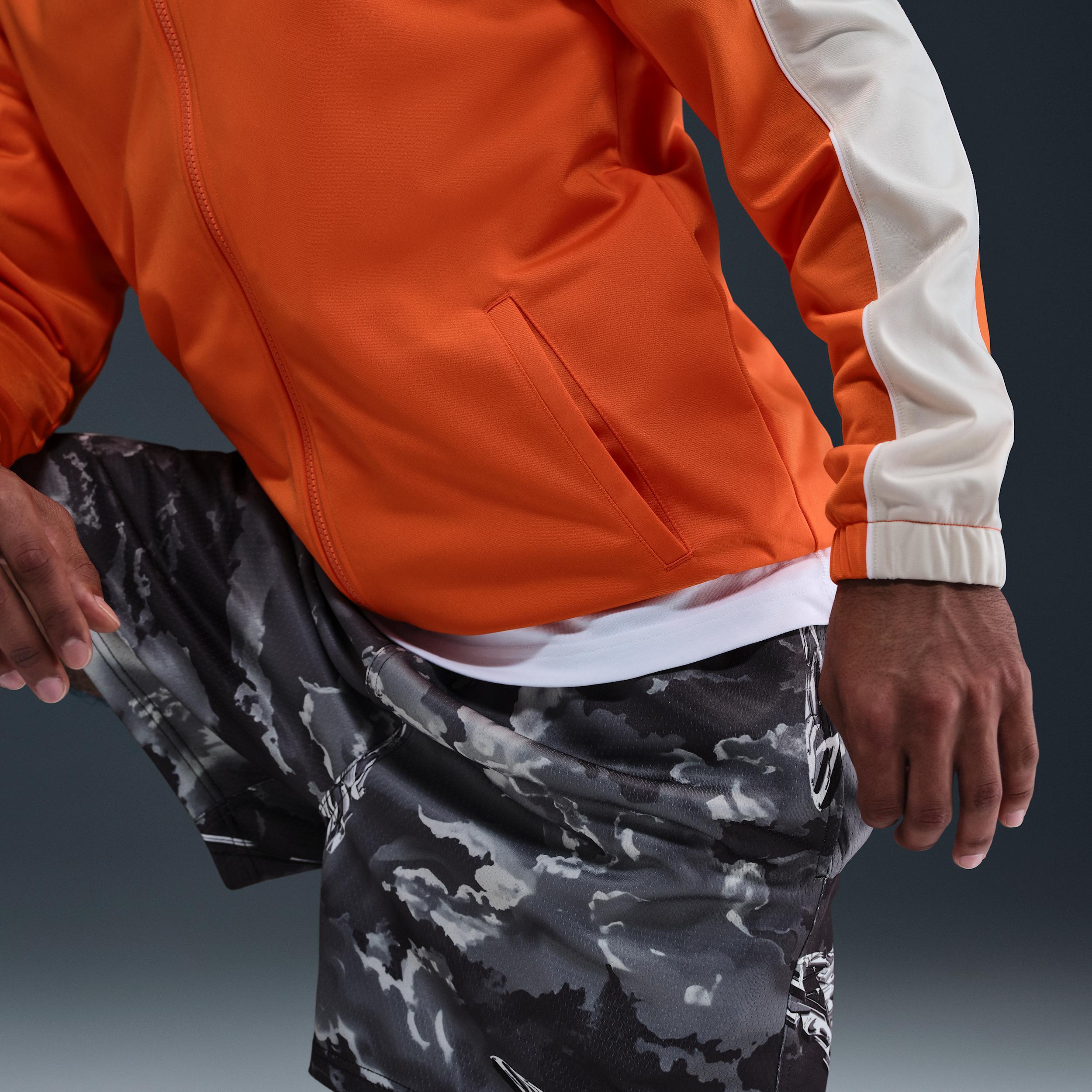 Men's Nike Sportswear Club Mesh Flow Shorts Product Image