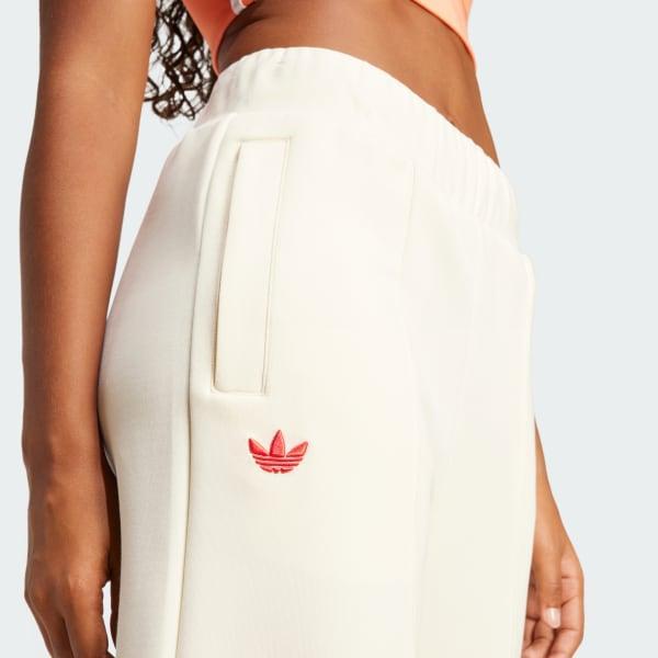 Adicolor Neuclassics Track Pants Product Image