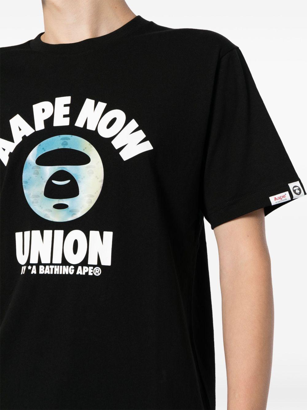 graphic-print cotton T-shirt Product Image