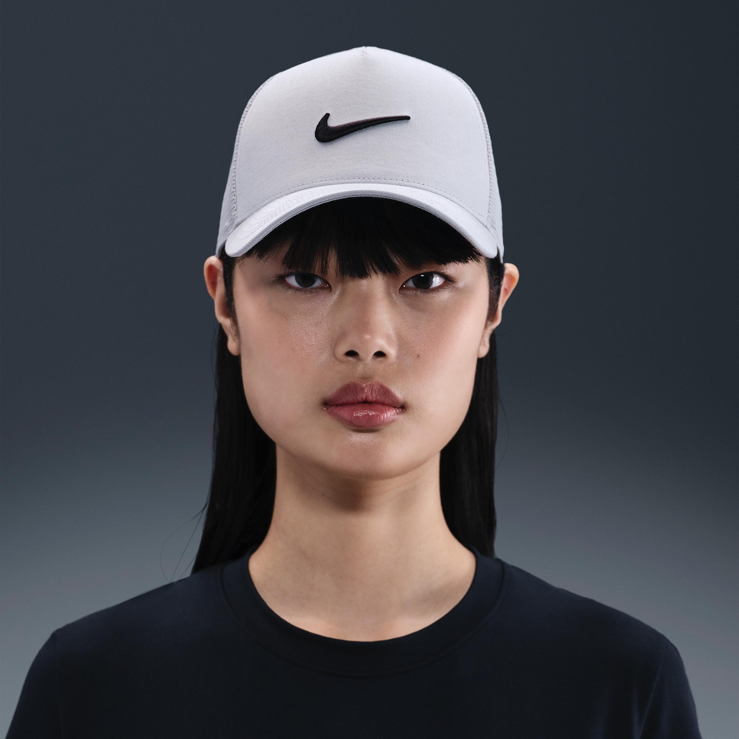 Nike Rise Structured Trucker Cap Product Image
