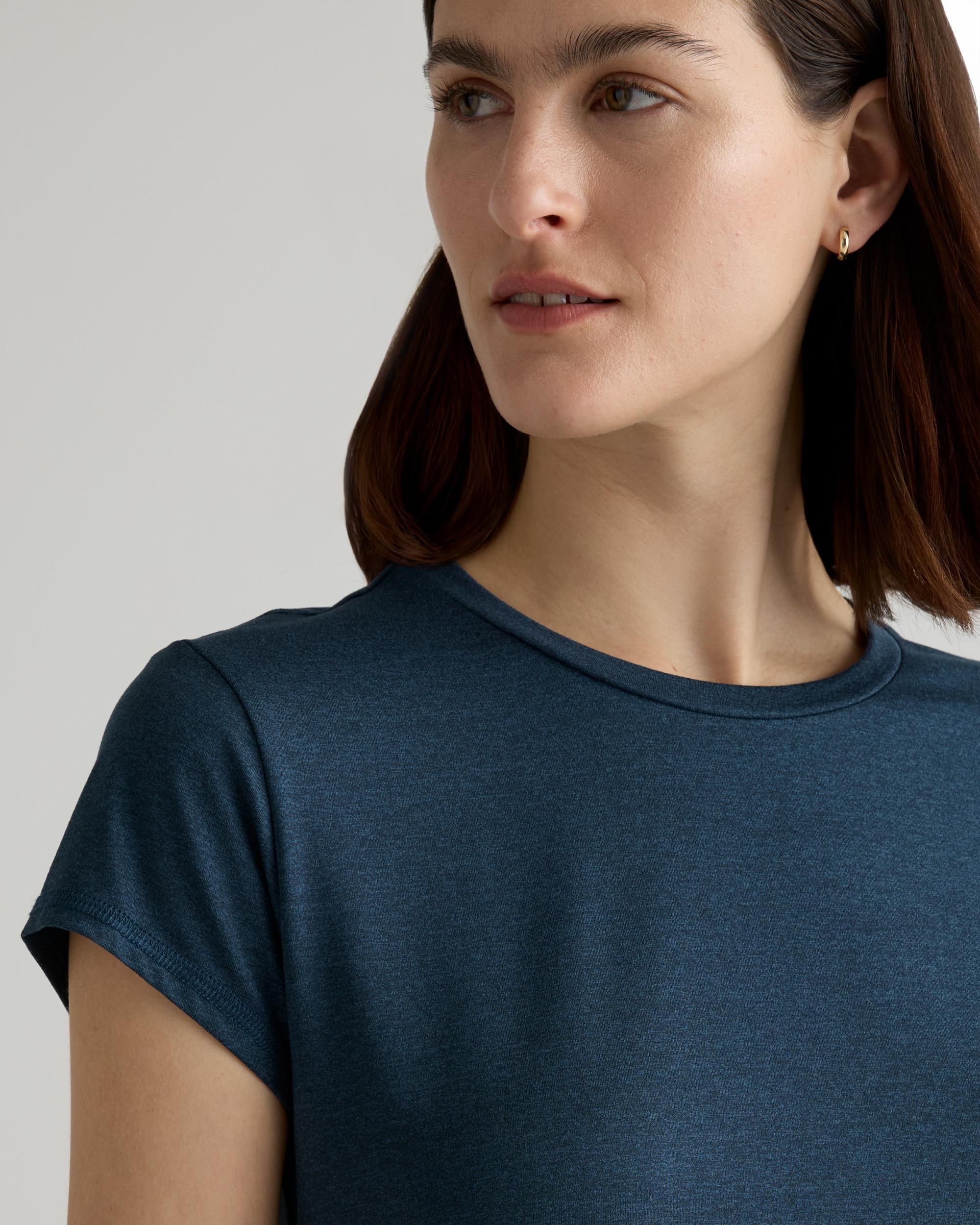Quince | Women's Super Soft Performance T-Shirt Flowknit Activewear, Size XL, 100% Polyester Product Image