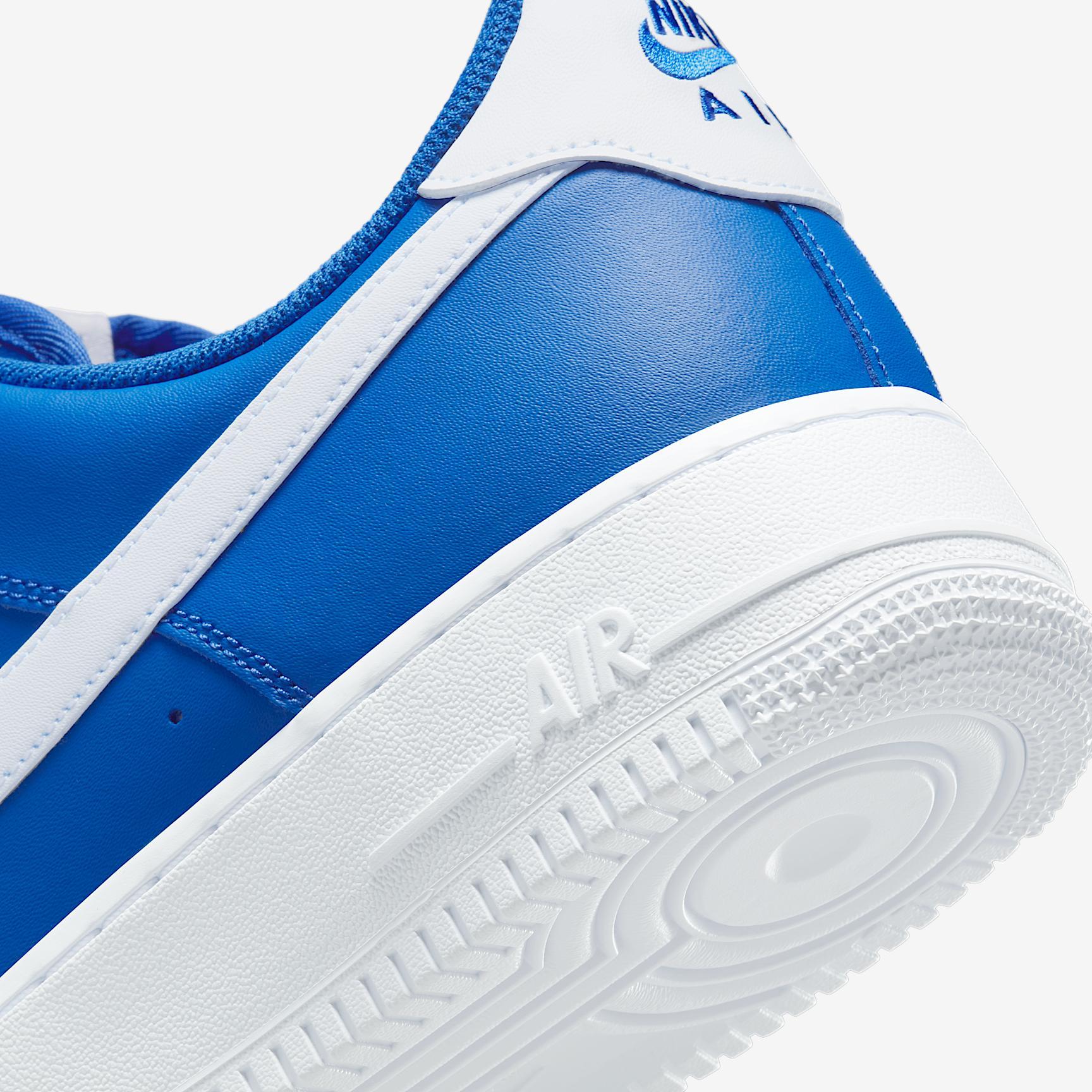 Nike Men's Air Force 1 '07 Shoes Product Image