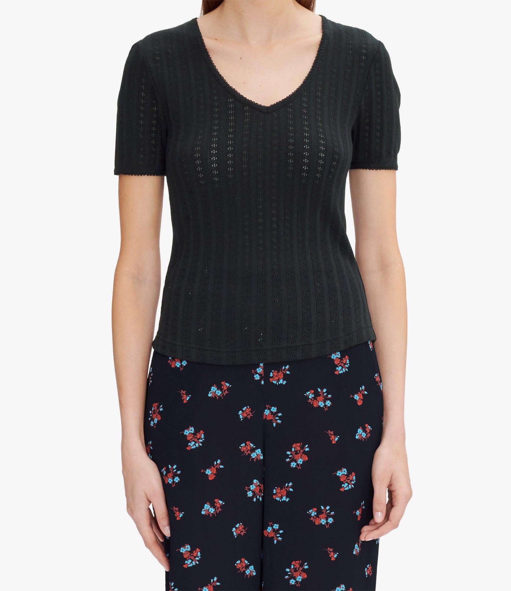 Livia T-shirt Product Image