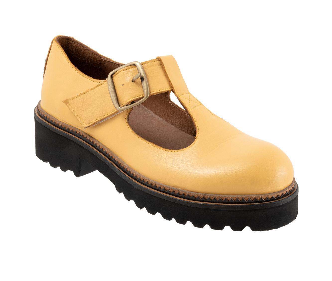 Women's Bueno Angela T-Strap Mary Jane Shoes Product Image