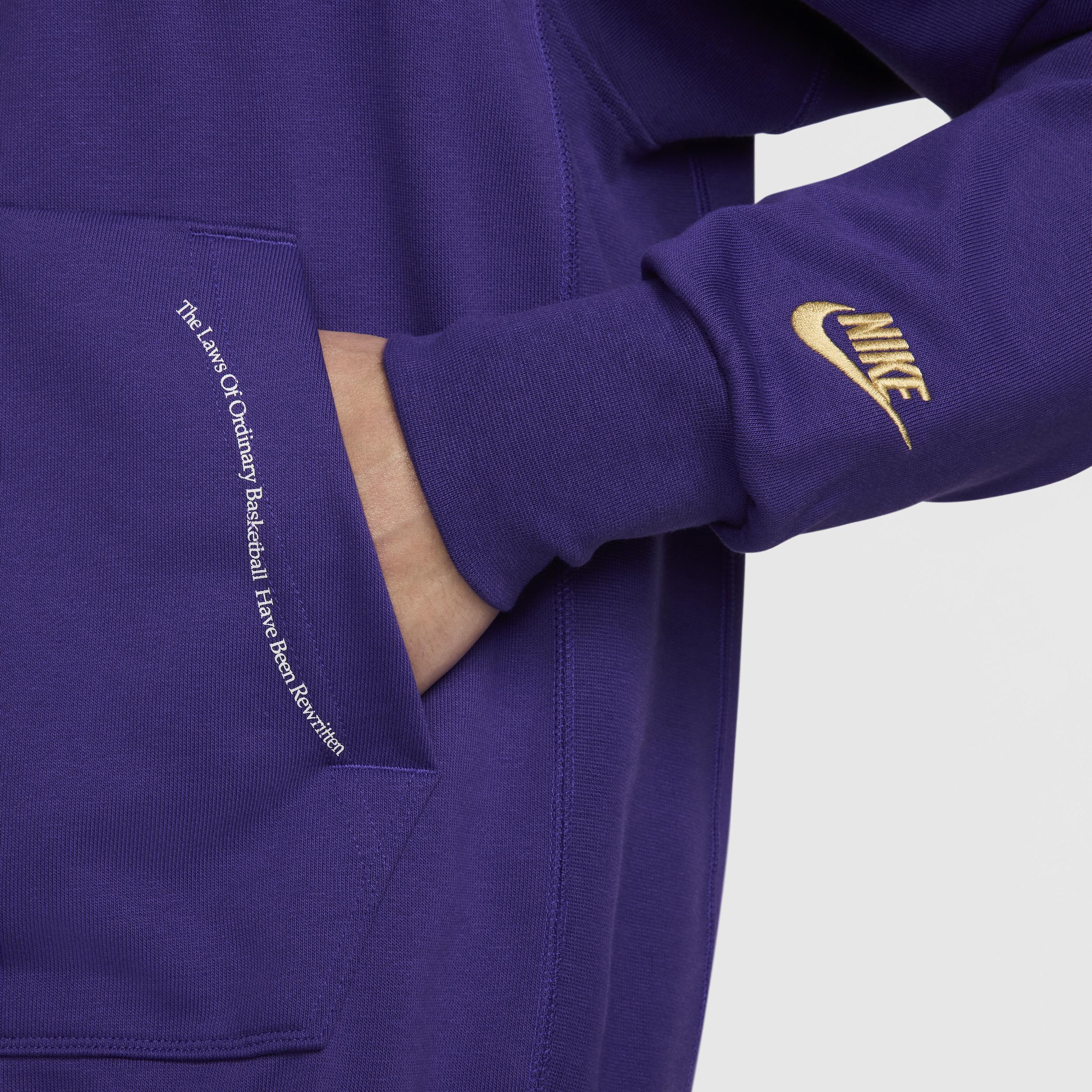 Nike Men's Standard Issue Basketball Pullover Hoodie Product Image