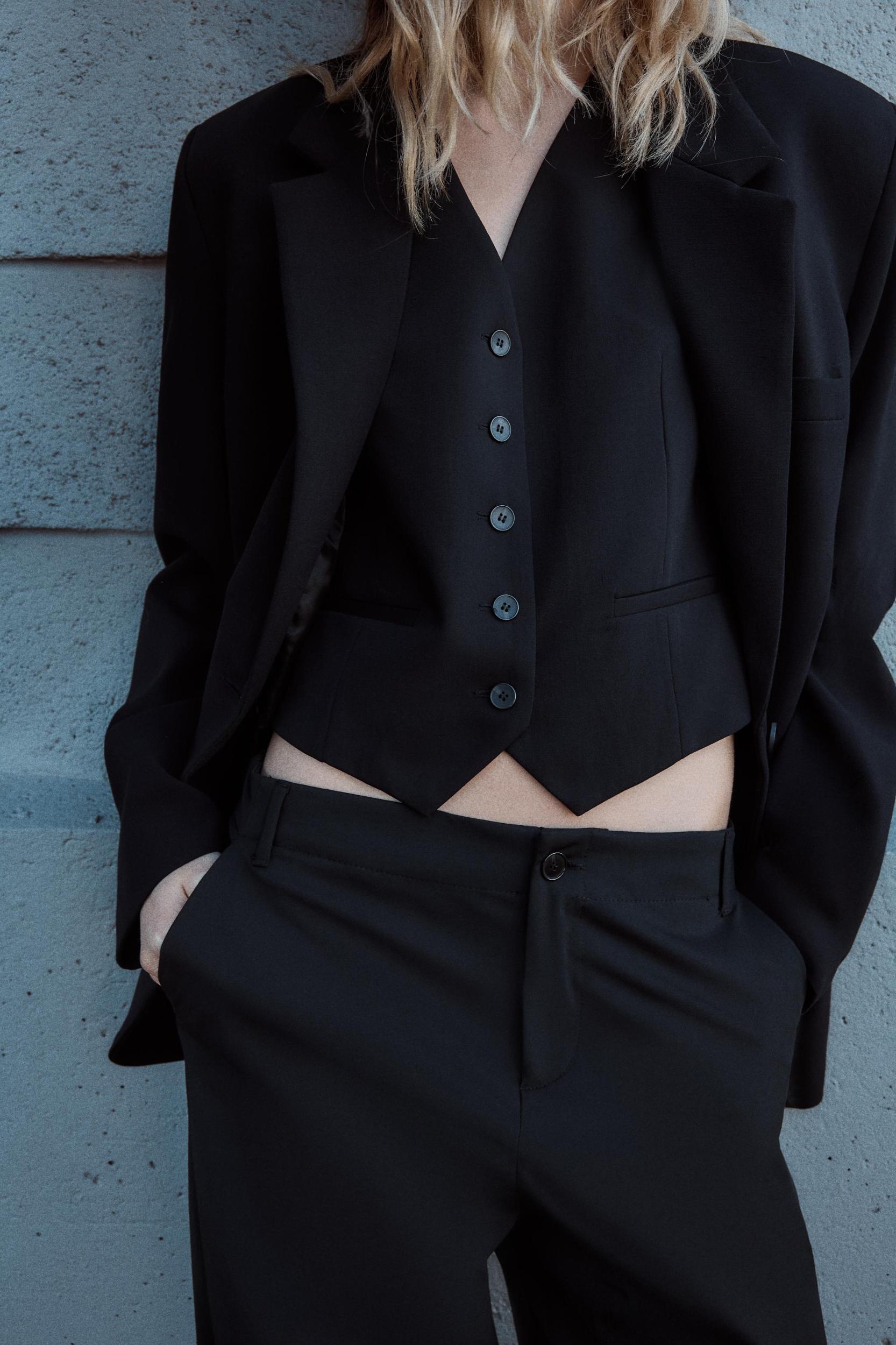 BUCKLE VEST Product Image