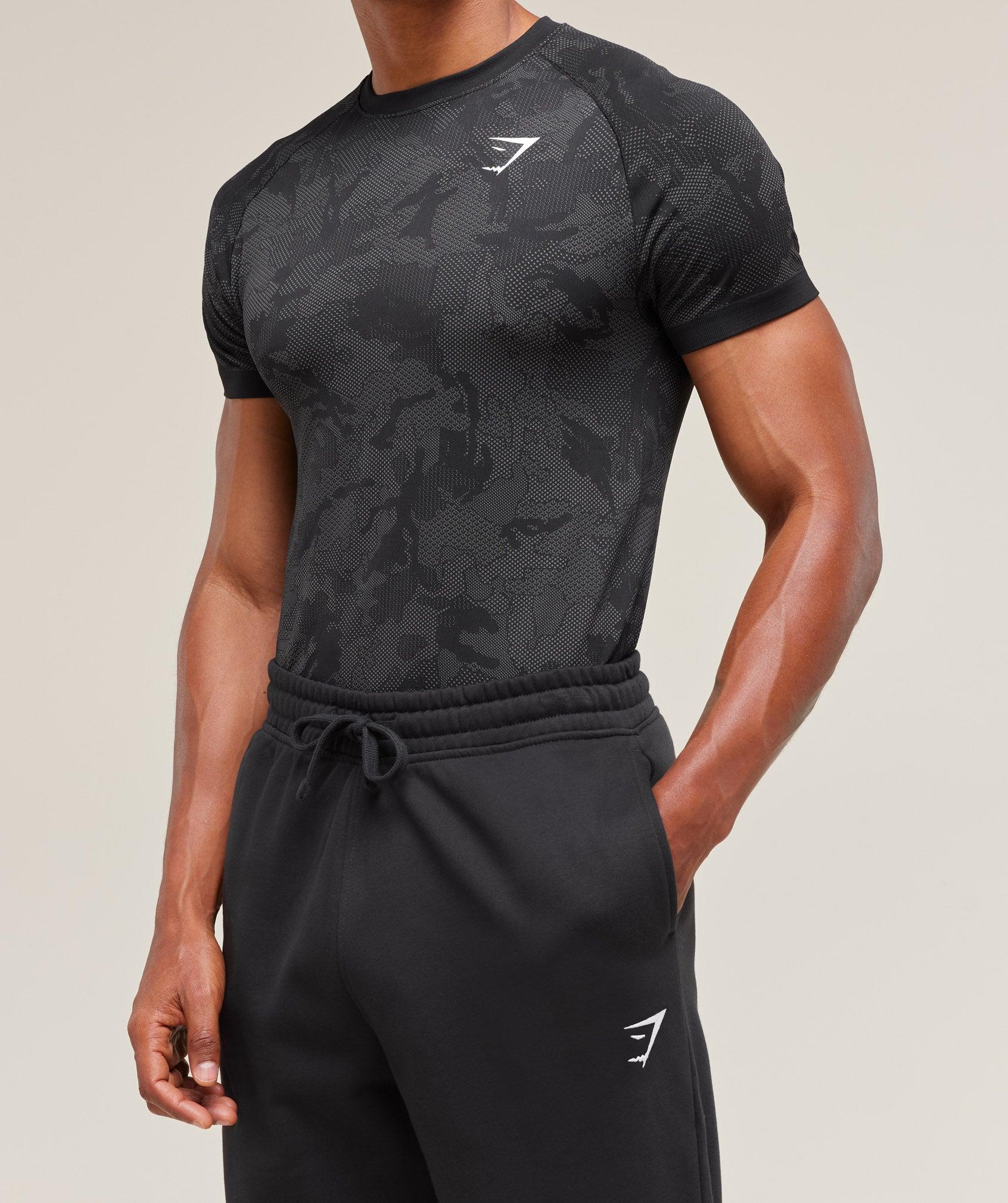 Gymshark Geo Seamless T-Shirt - Black/Charcoal Grey Male Product Image