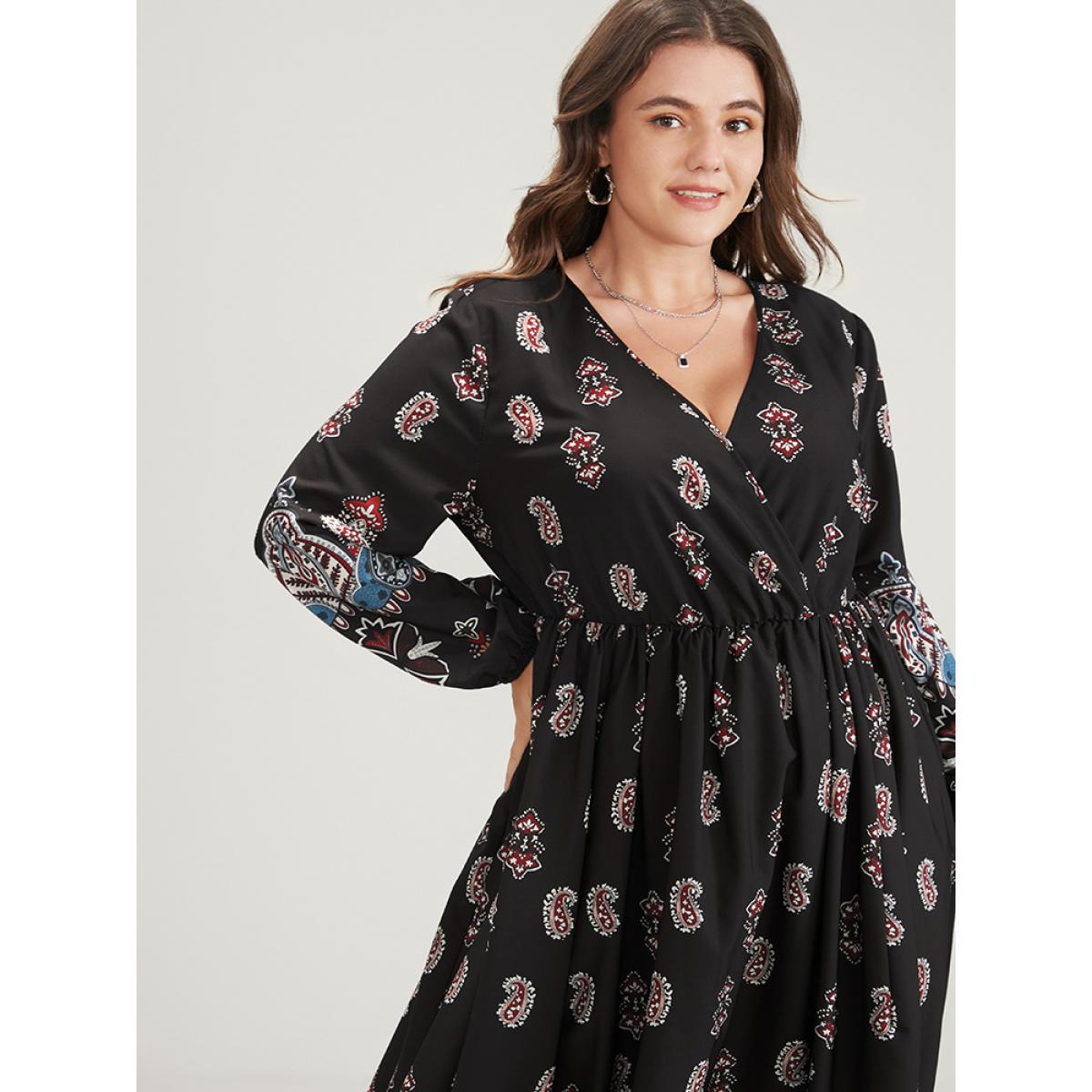 Plus Size Paisley Pocket Split Wrap Maxi Dress Black Women Vacation Pocket V-neck Long Sleeve Curvy Long Dress BloomChic 18-20/2X Product Image