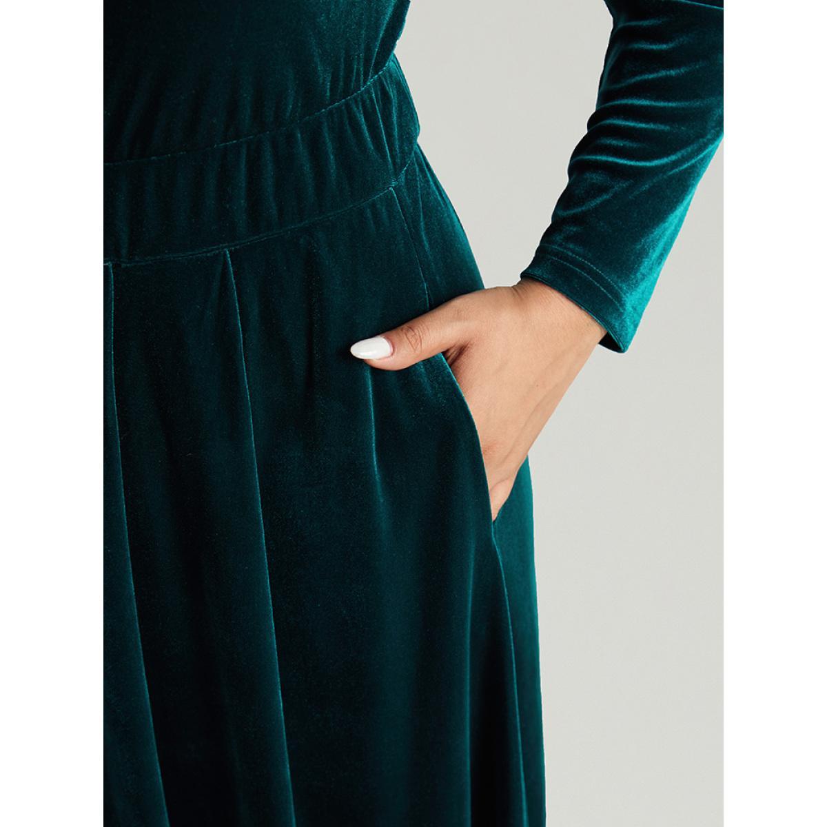 Plus Size Velvet Plain Pocket Pleated Hem Dress Cyan Women Elegant Plain Round Neck Long Sleeve Curvy Midi Dress BloomChic 28/5X Product Image