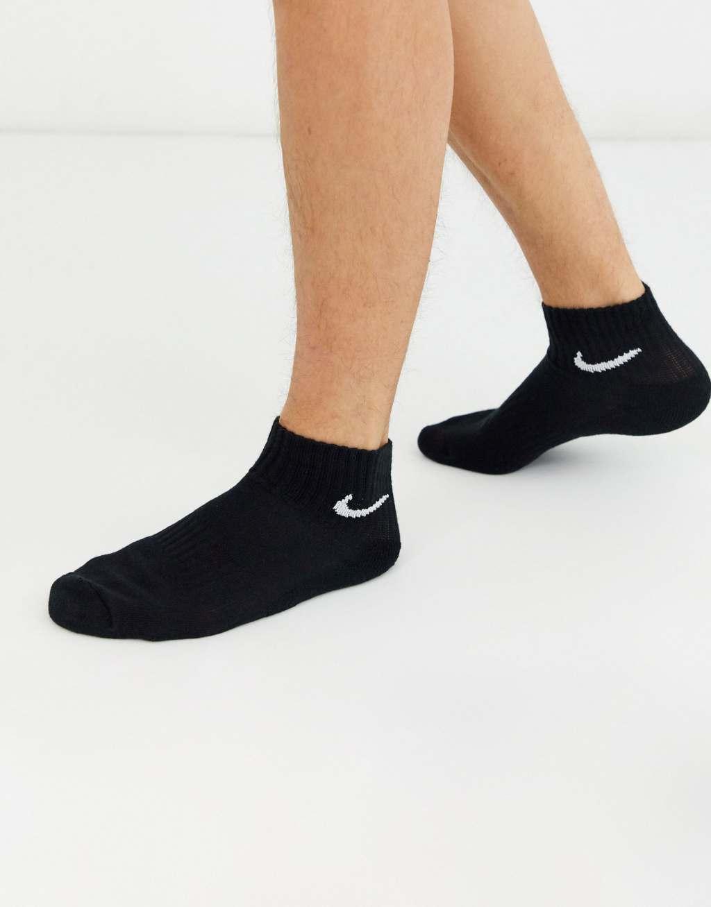 Nike Training Everyday Cushioned 3 pack ankle sock in black Product Image