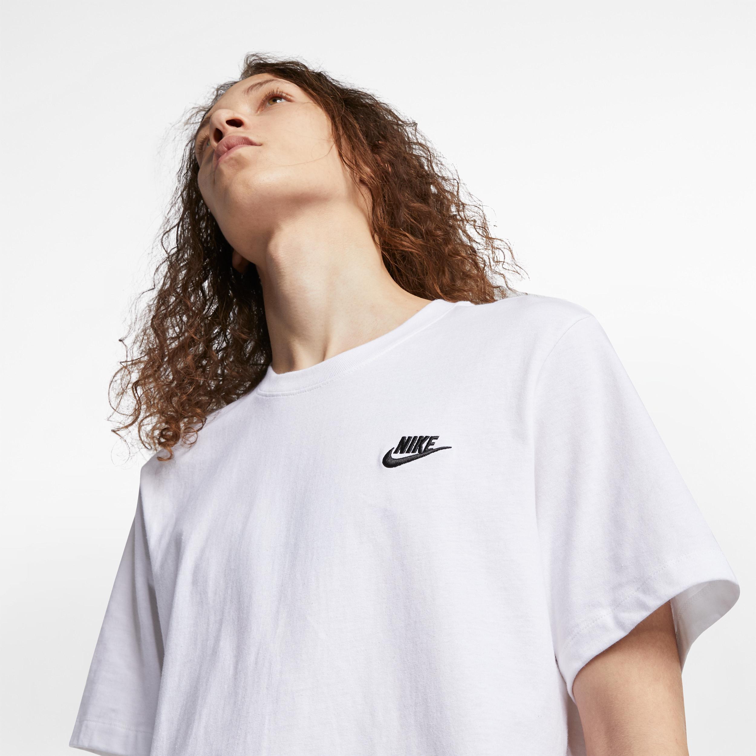 Mens Nike Sportswear Club Tee Product Image