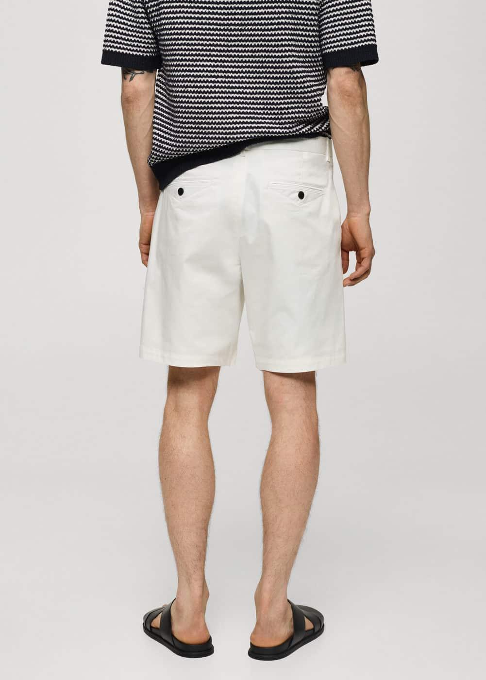 Slim fit cotton Bermuda shorts - Men | MANGO USA Product Image