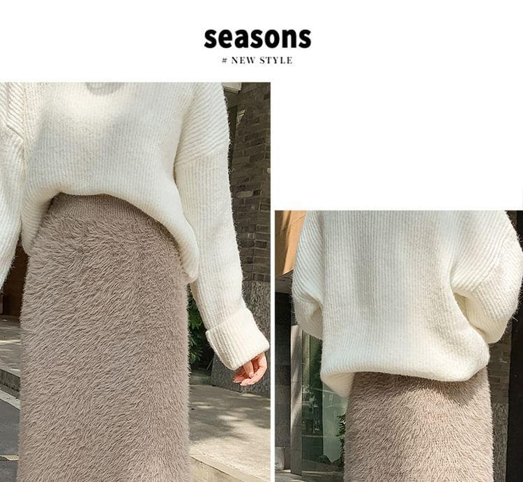 High Rise Plain Fluffy Knit Midi H-Line Skirt Product Image