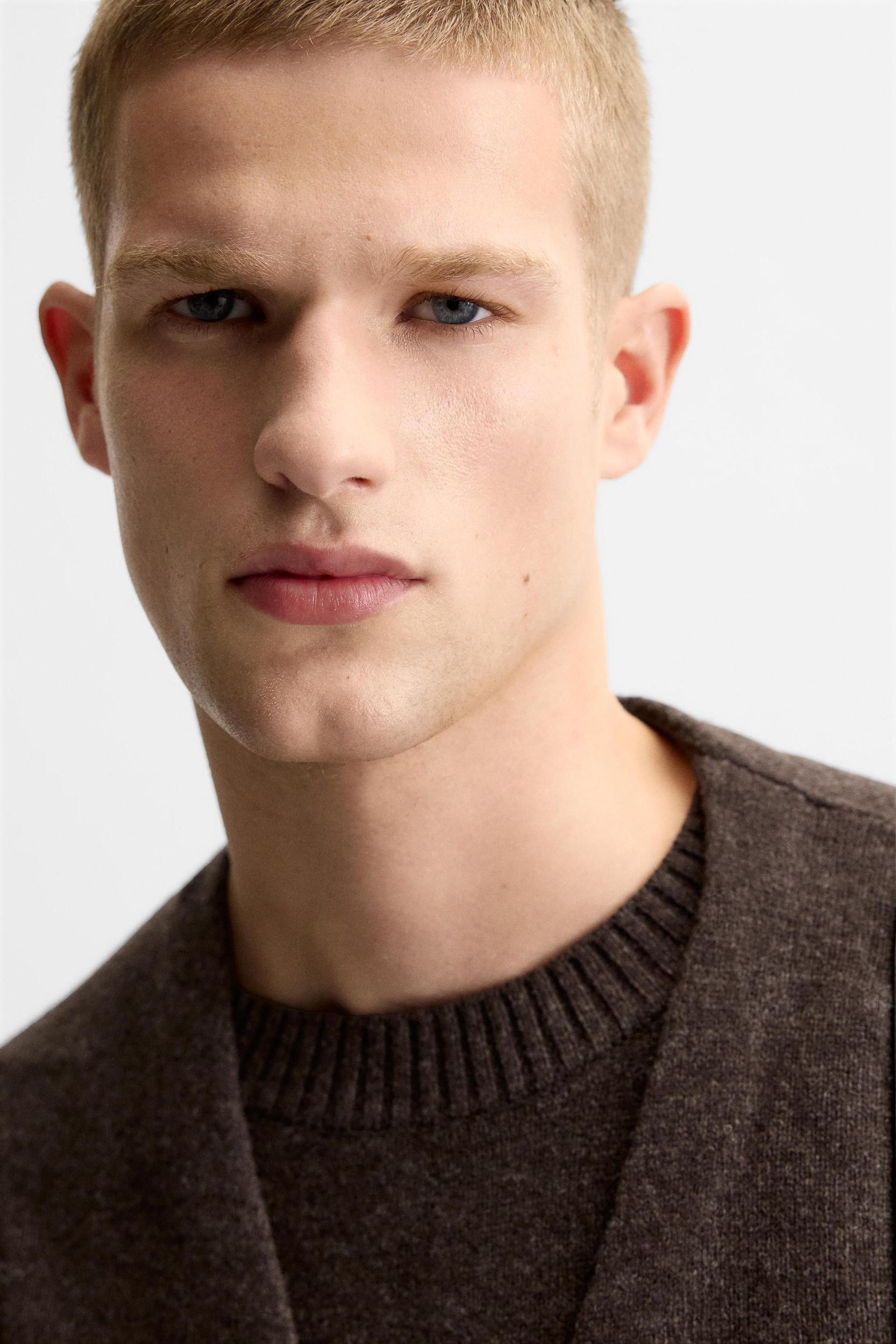 WOOL CARDIGAN Product Image