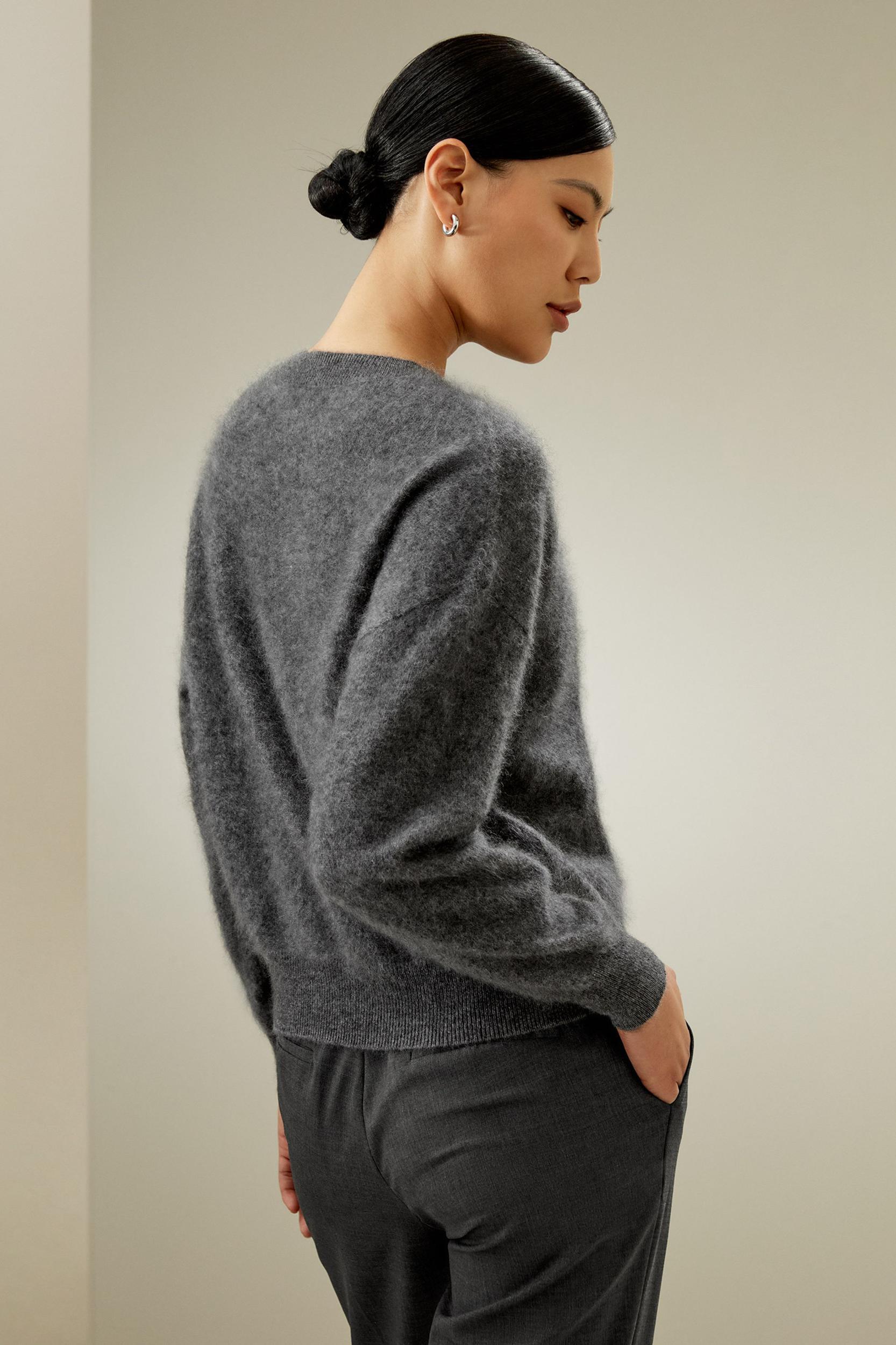 Relaxed Drop-Shoulder Cashmere Sweater Product Image