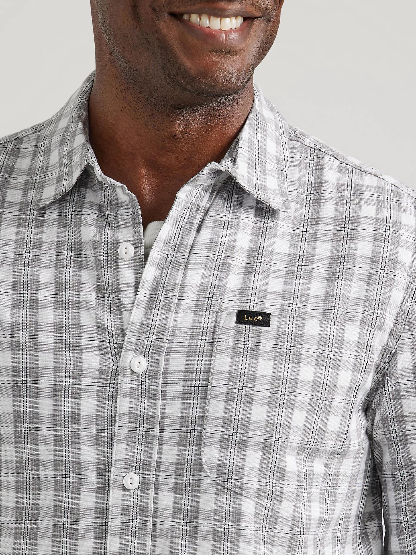 Men's Extreme Motion All Purpose Thin Line Plaid Button Down Shirt | Men's Tops & Tees | Lee® Product Image