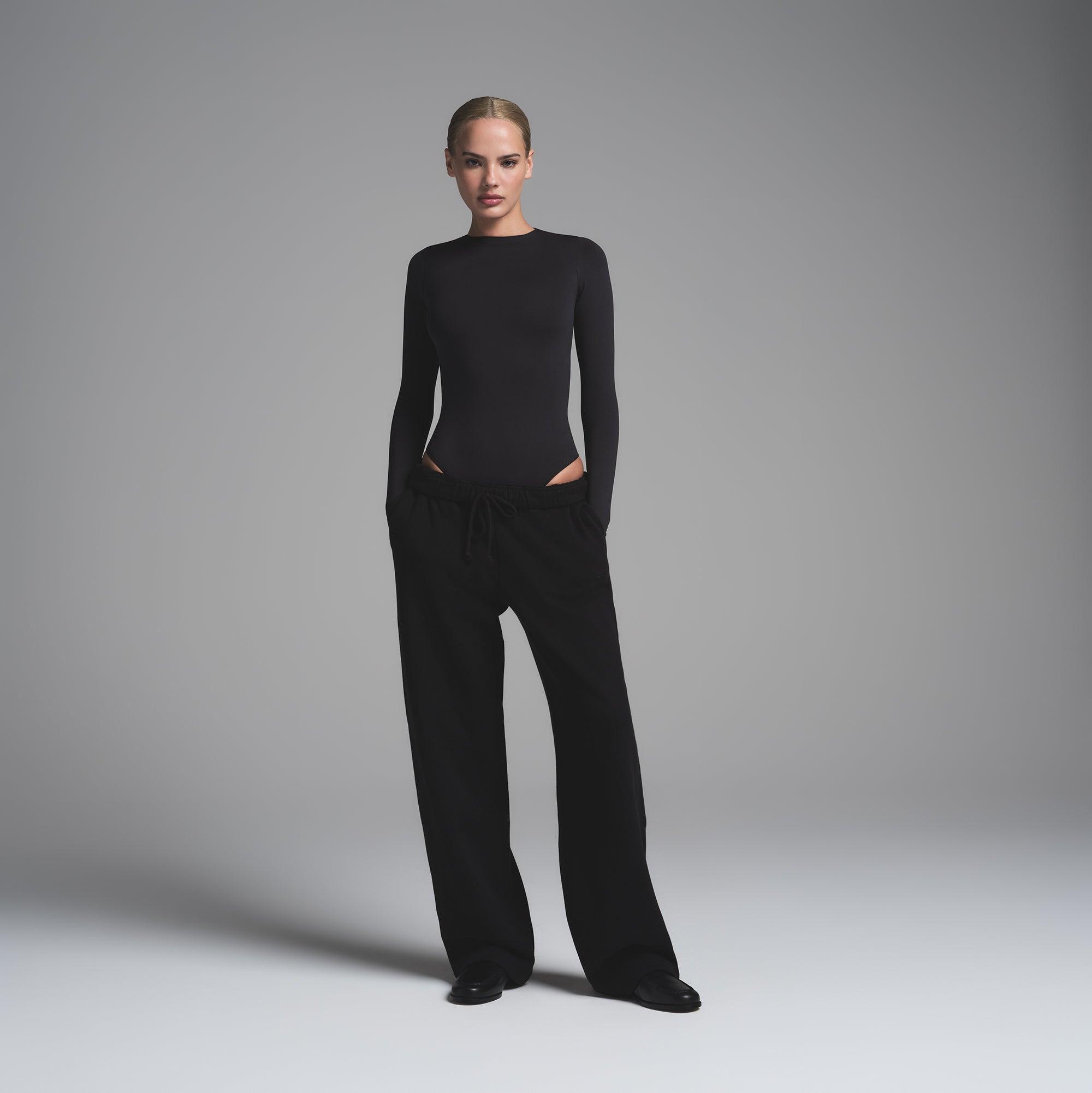 ESSENTIAL CREW NECK LONG SLEEVE BODYSUIT | ONYX Product Image