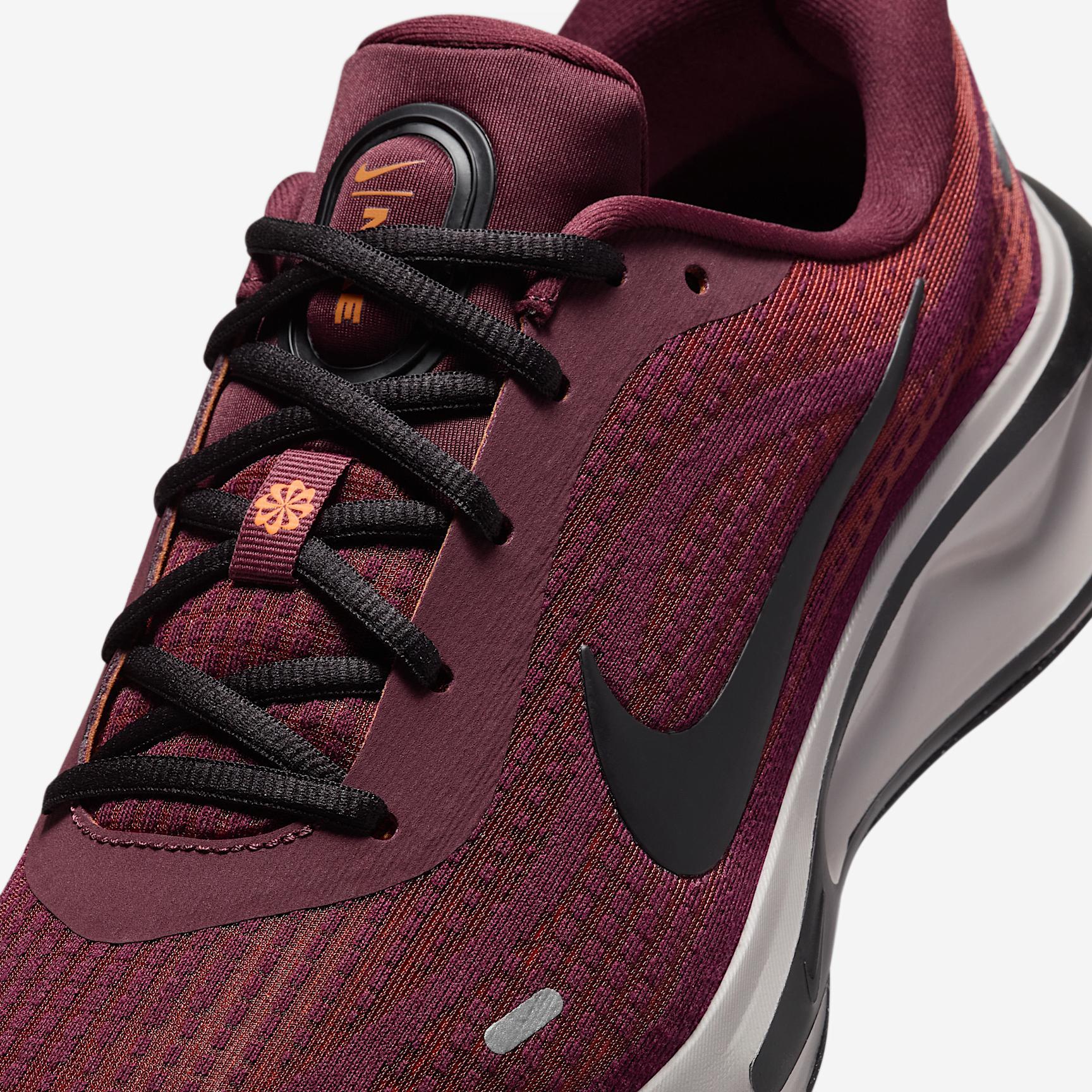 Nike Journey Run Men's Road Running Shoes Product Image