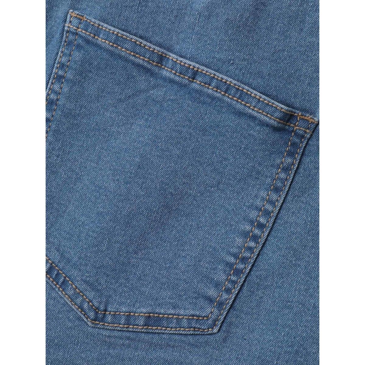 Plus Size Classic Cut Pull-On Denim Shorts Women Denimblue Low stretch Everyday-Casual Slanted pocket Denim Shorts BloomChic 20/2X Product Image