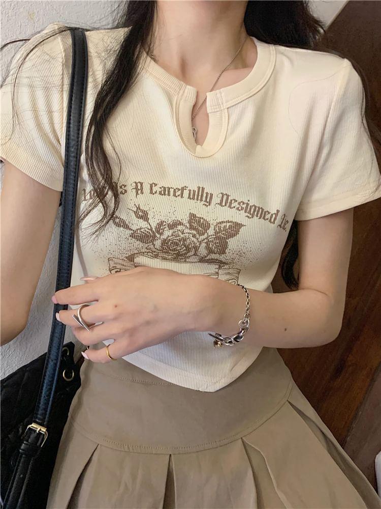 Short Sleeve V-Neck Printed Cropped T-Shirt Product Image