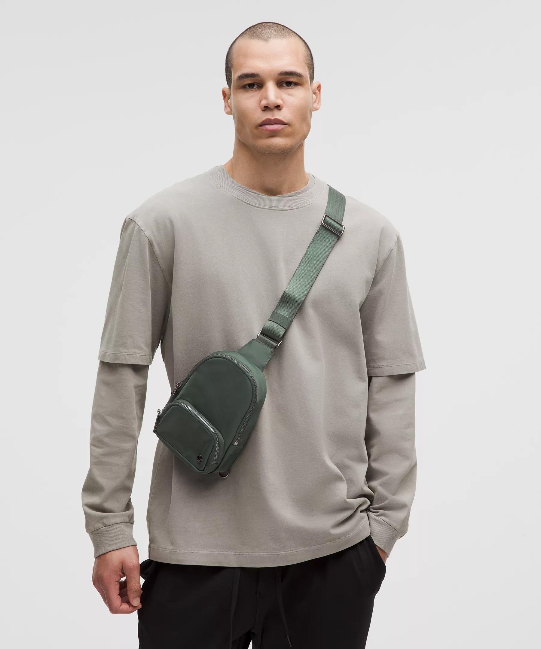 Everywhere Small Sling Bag Product Image