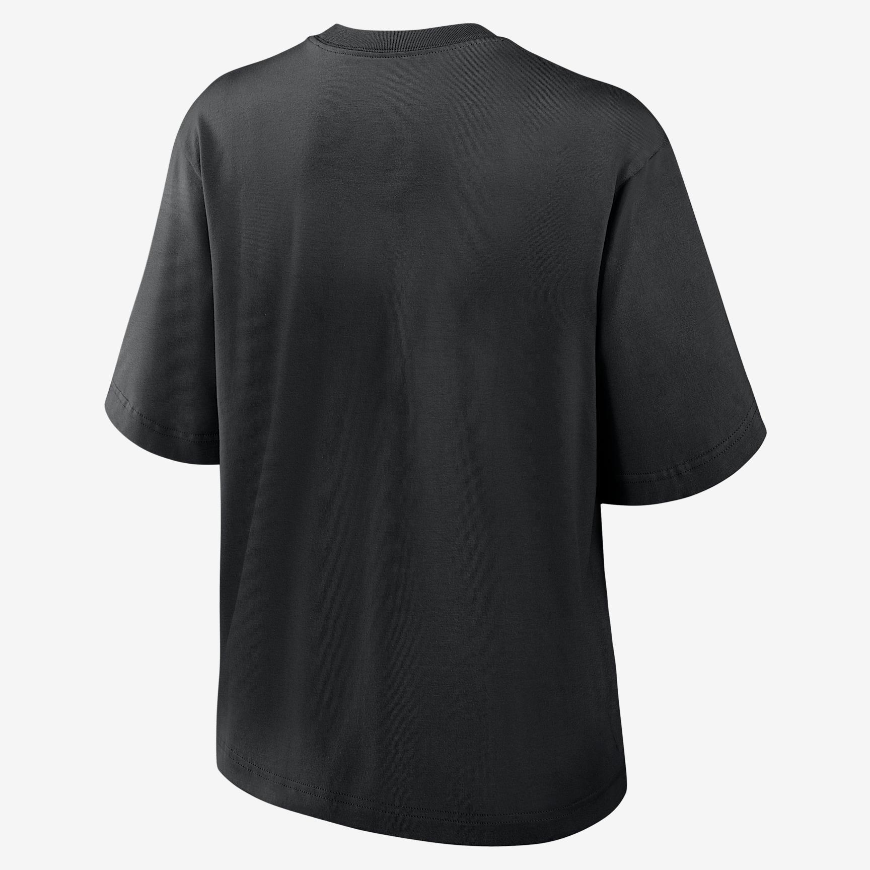 Chicago Bears Essential Script Boxy Women's Nike NFL T-Shirt Product Image