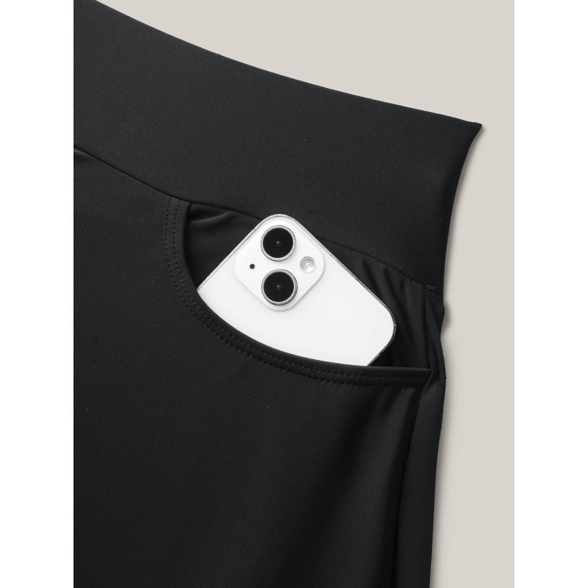Plus Size Pleated Pockets Plain Swim Skirt Women's Swimwear Black Beach High stretch Bodycon High Rise Side seam pocket Curve Swim Bottoms BloomChic 30/6X Product Image