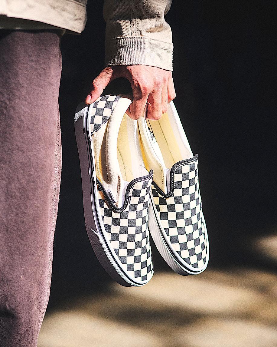 Lil Pergs Tote Bag in Antique White / Black| Vans US Product Image