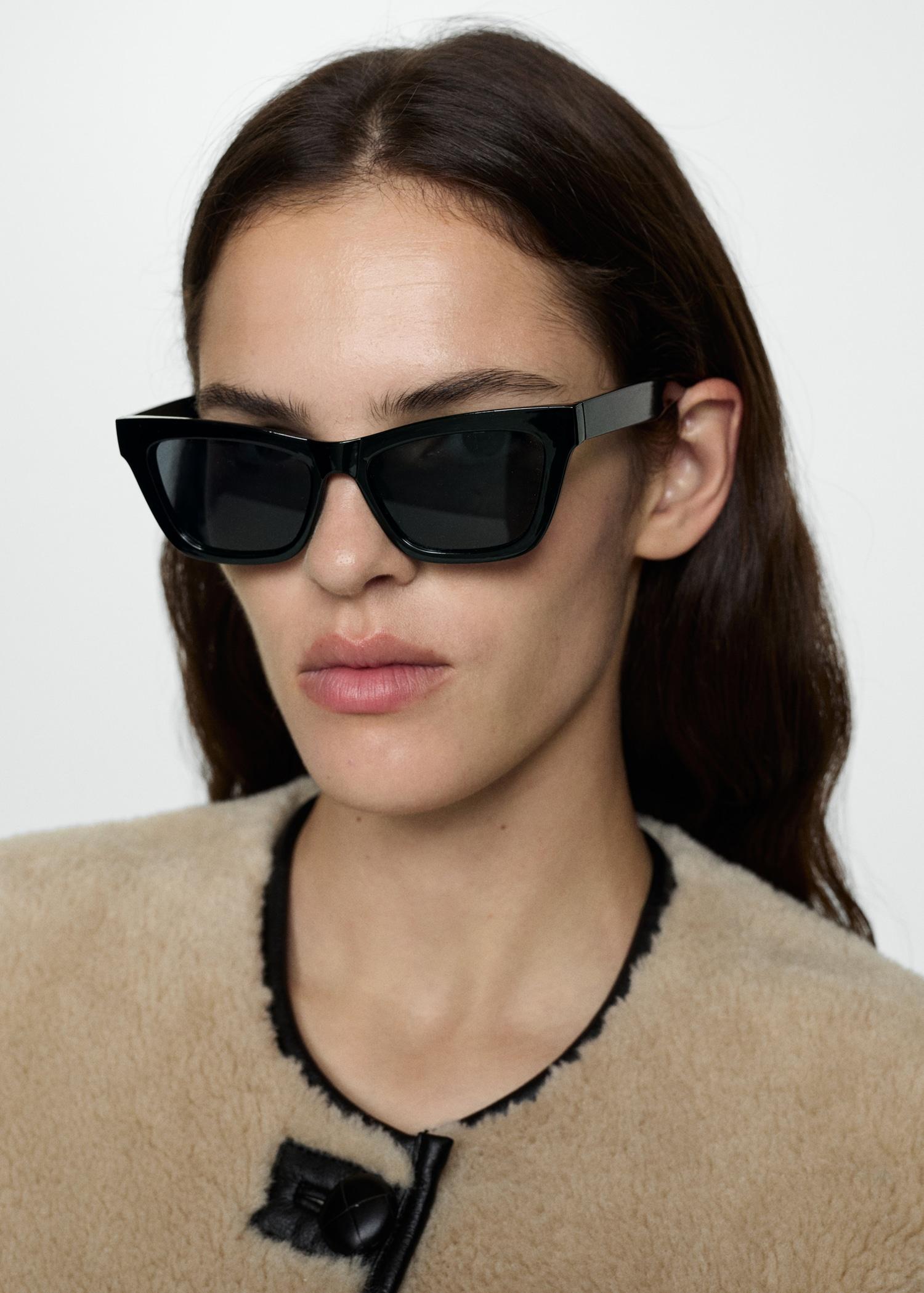 Fur-effect coat with appliqués - Women | MANGO USA Product Image