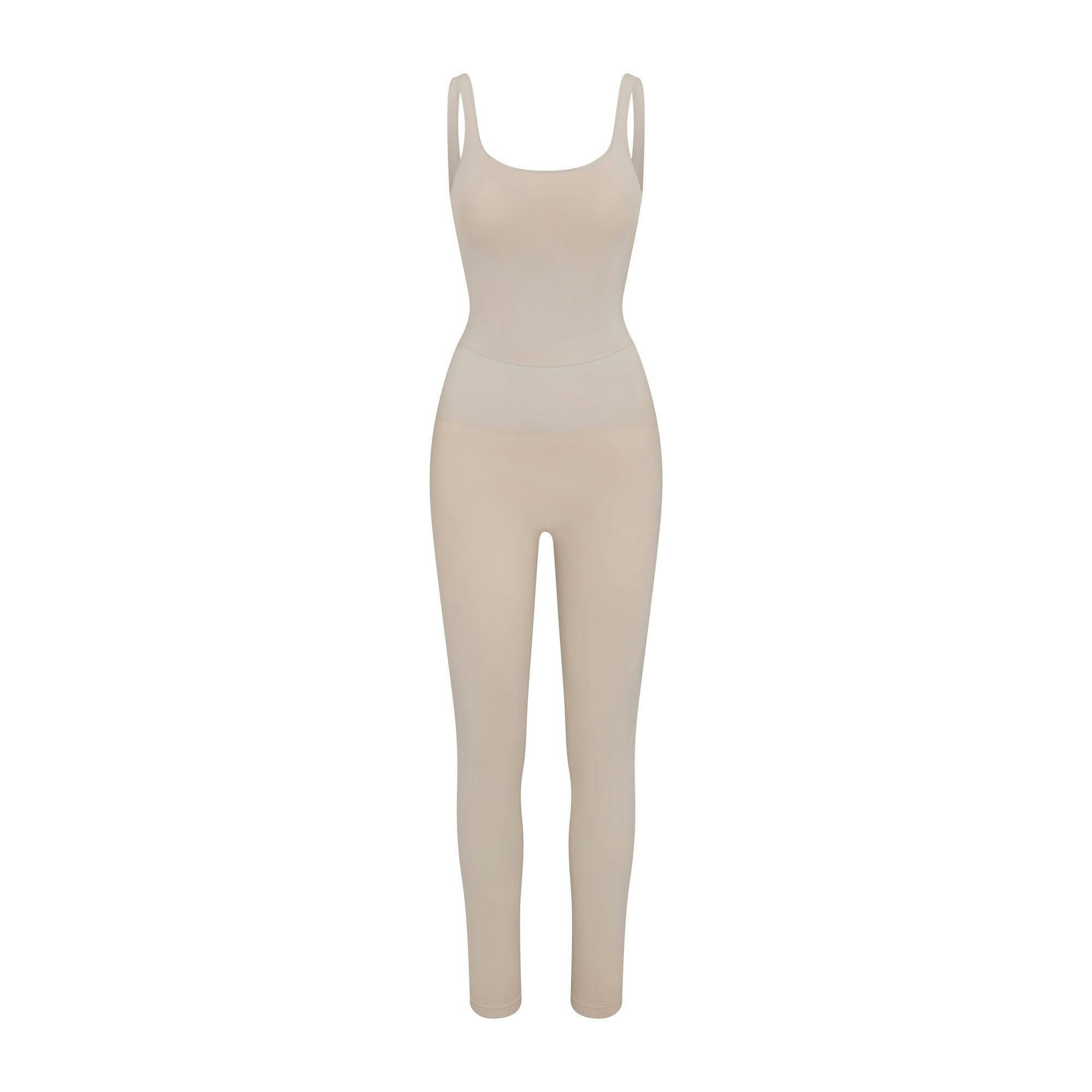 SOFT SMOOTHING SEAMLESS CATSUIT | STONE Product Image