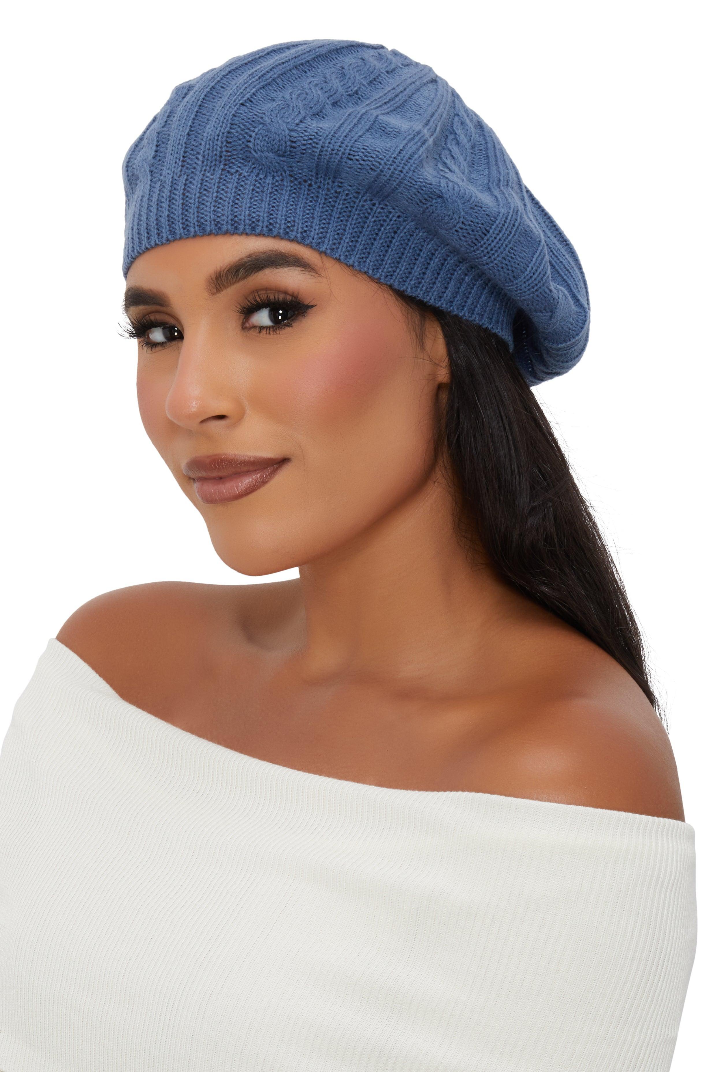 Womens Solid Cable Knit Beret Product Image