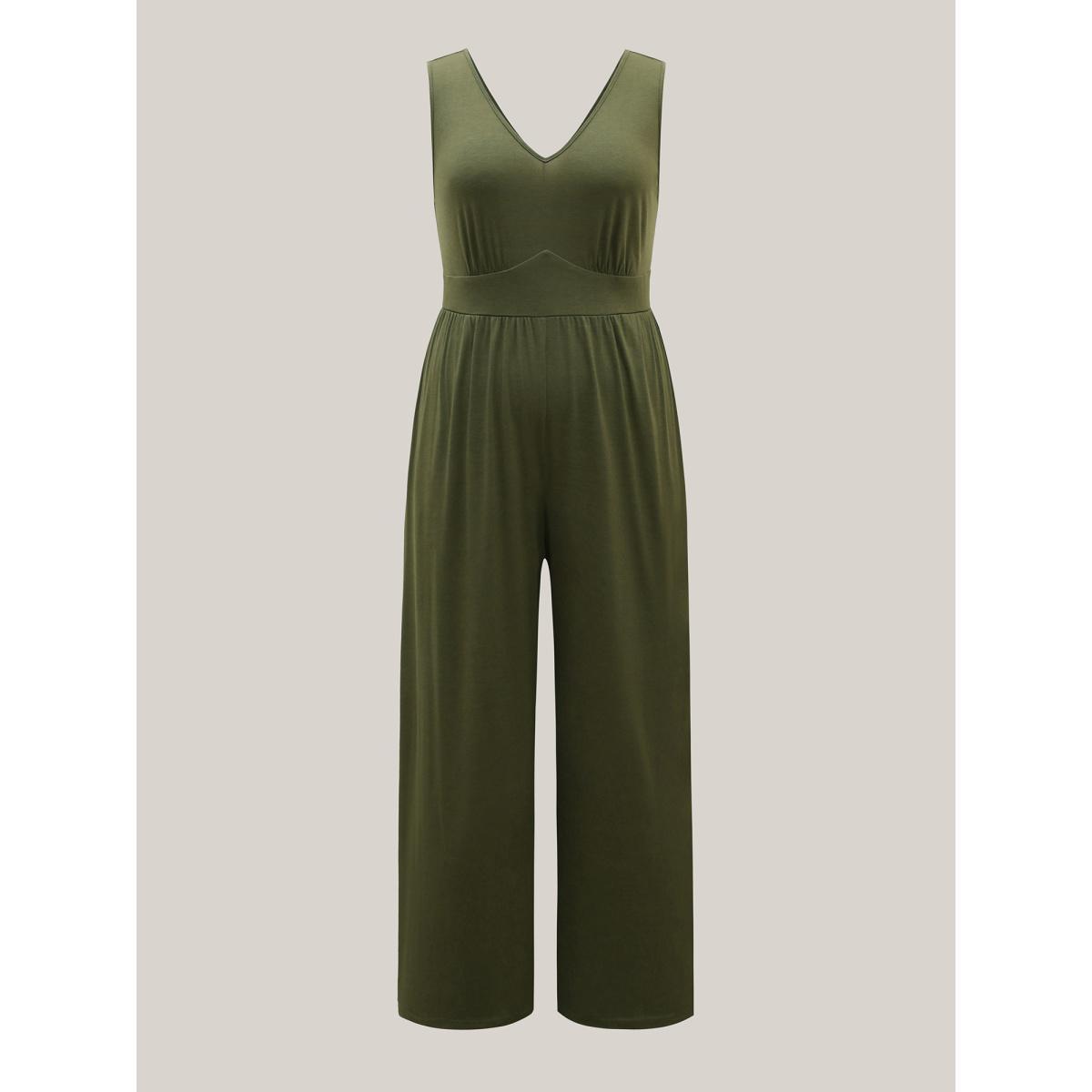Plus Size ArmyGreen Stretchy Knit Pockets Cross Back Jumpsuit Women At the Office Sleeveless V-neck Work Loose Jumpsuits BloomChic 18-20/2X Product Image