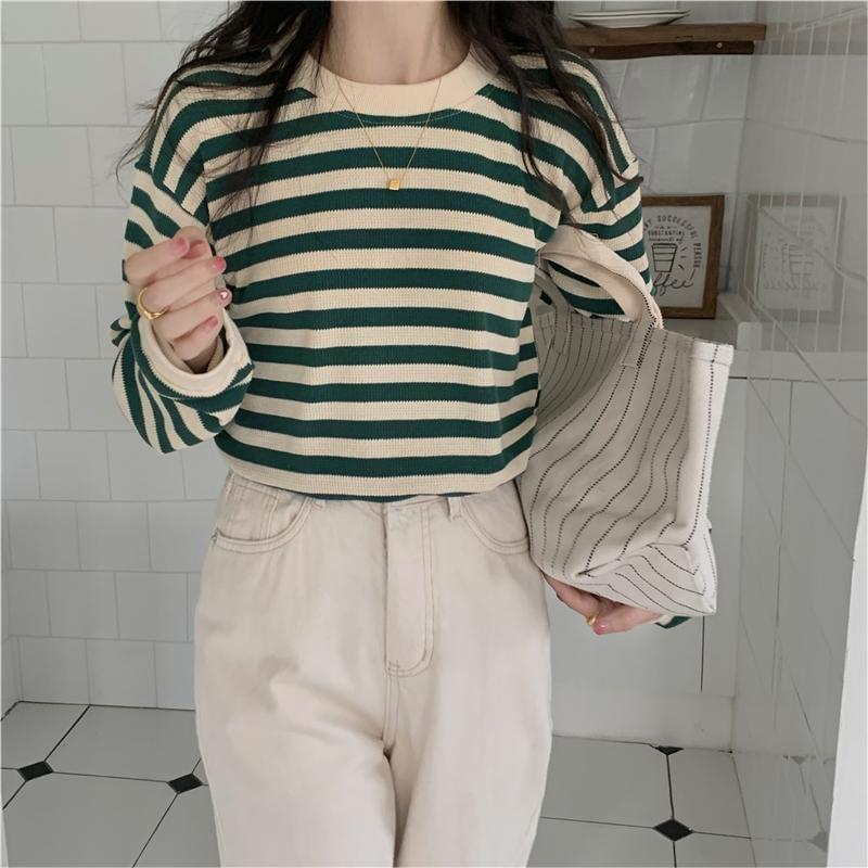 Long-Sleeve Crew Neck Striped T-Shirt Product Image