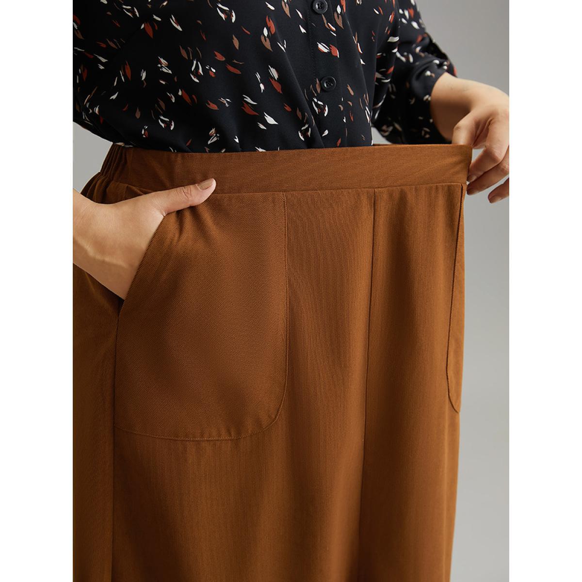 Plus Size Plain Texture Elastic Waist Pocket Split Front Skirt Women Tan Office Texture No stretch Pocket Work Skirts BloomChic 14-16/1X Product Image