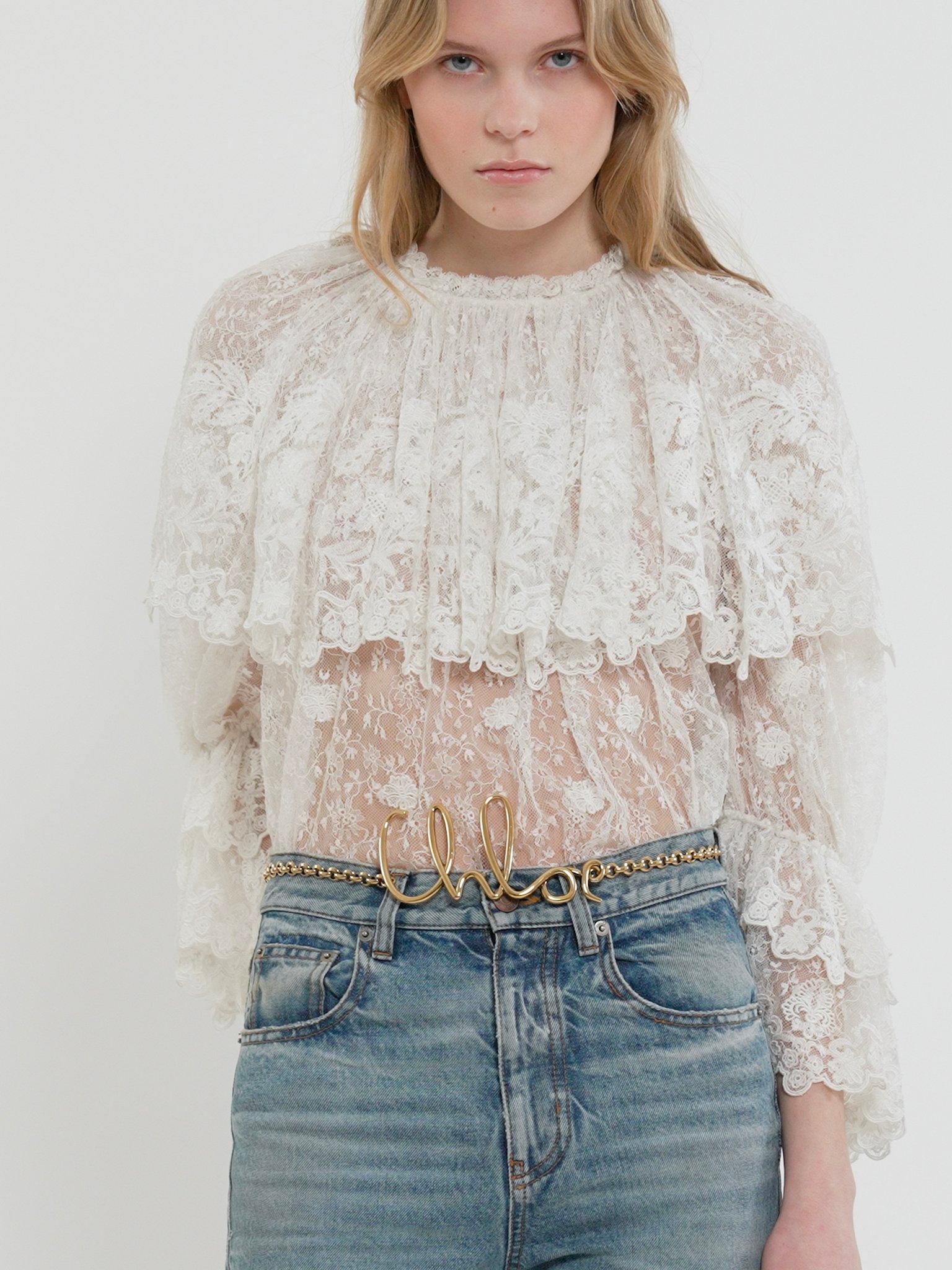 Gathered top in lace Product Image