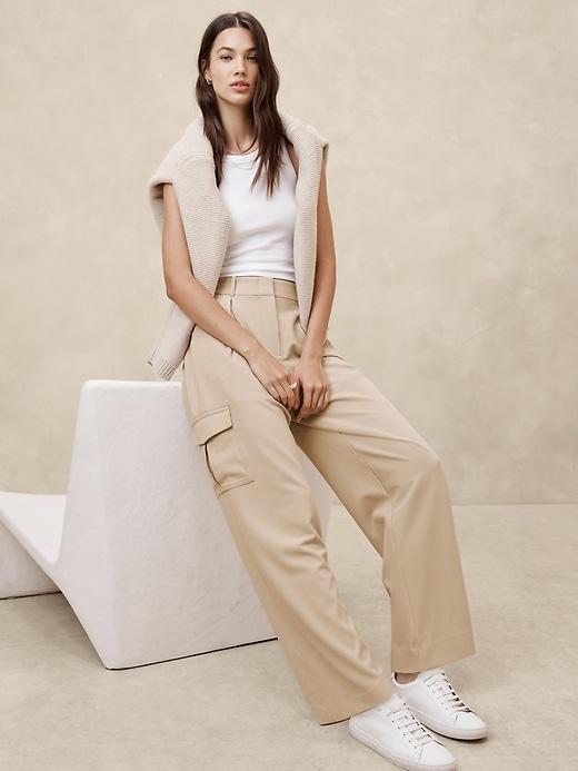 High-Rise Straight Twill Cargo Pant Product Image