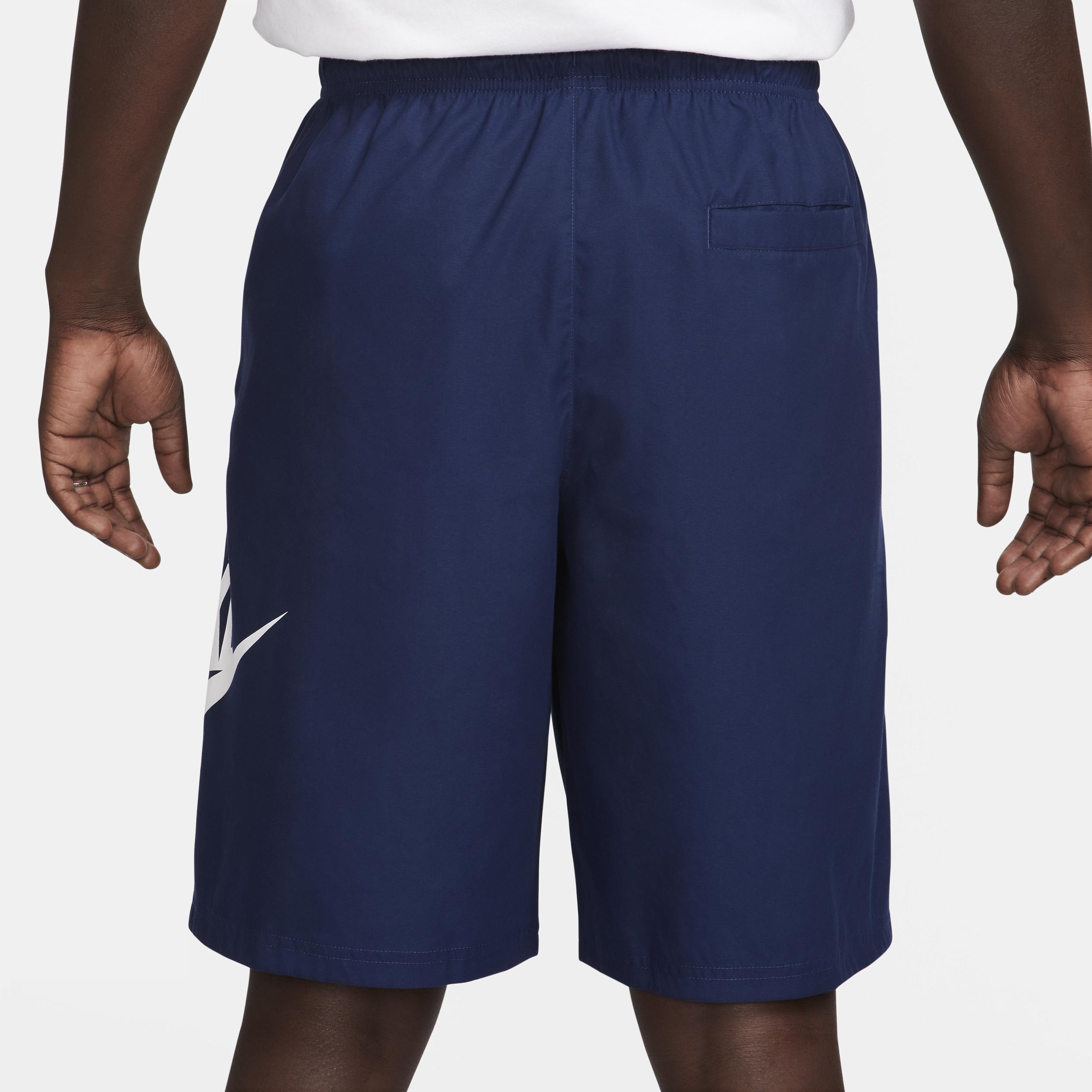 Nike Club Men's Woven Shorts Product Image