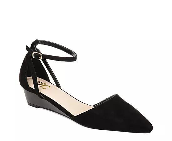 Journee Collection Womens Arkie Pump Product Image