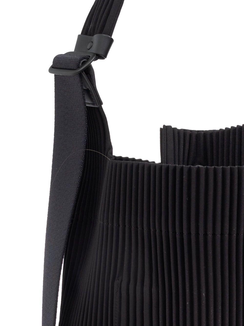 pleated tote bag Product Image
