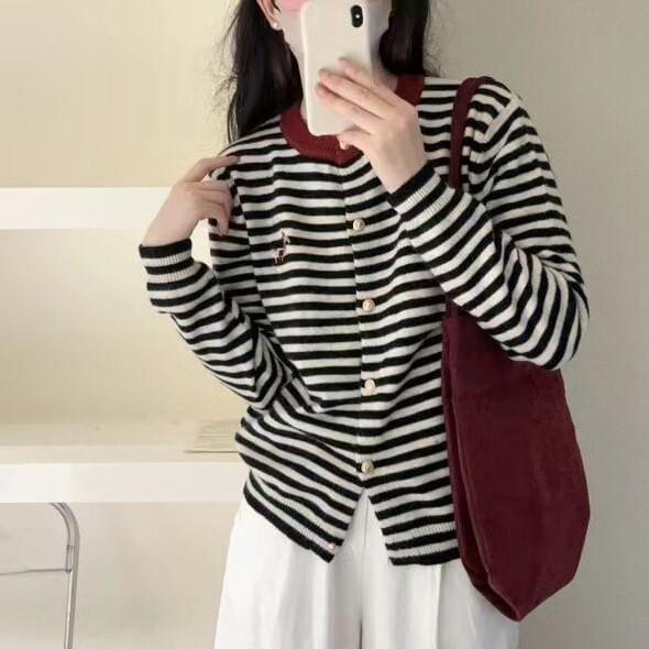 Crew Neck Striped Embroidered Contrast Trim Button-Up Cardigan Product Image