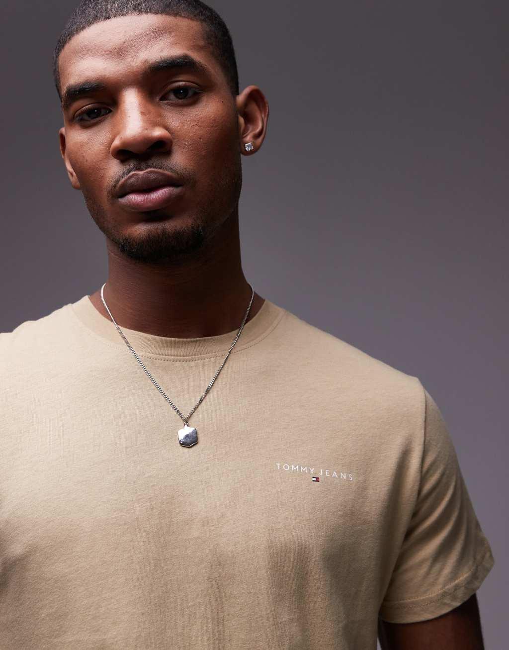 Tommy Jeans 2-pack linear logo T-shirts in khaki and beige Product Image