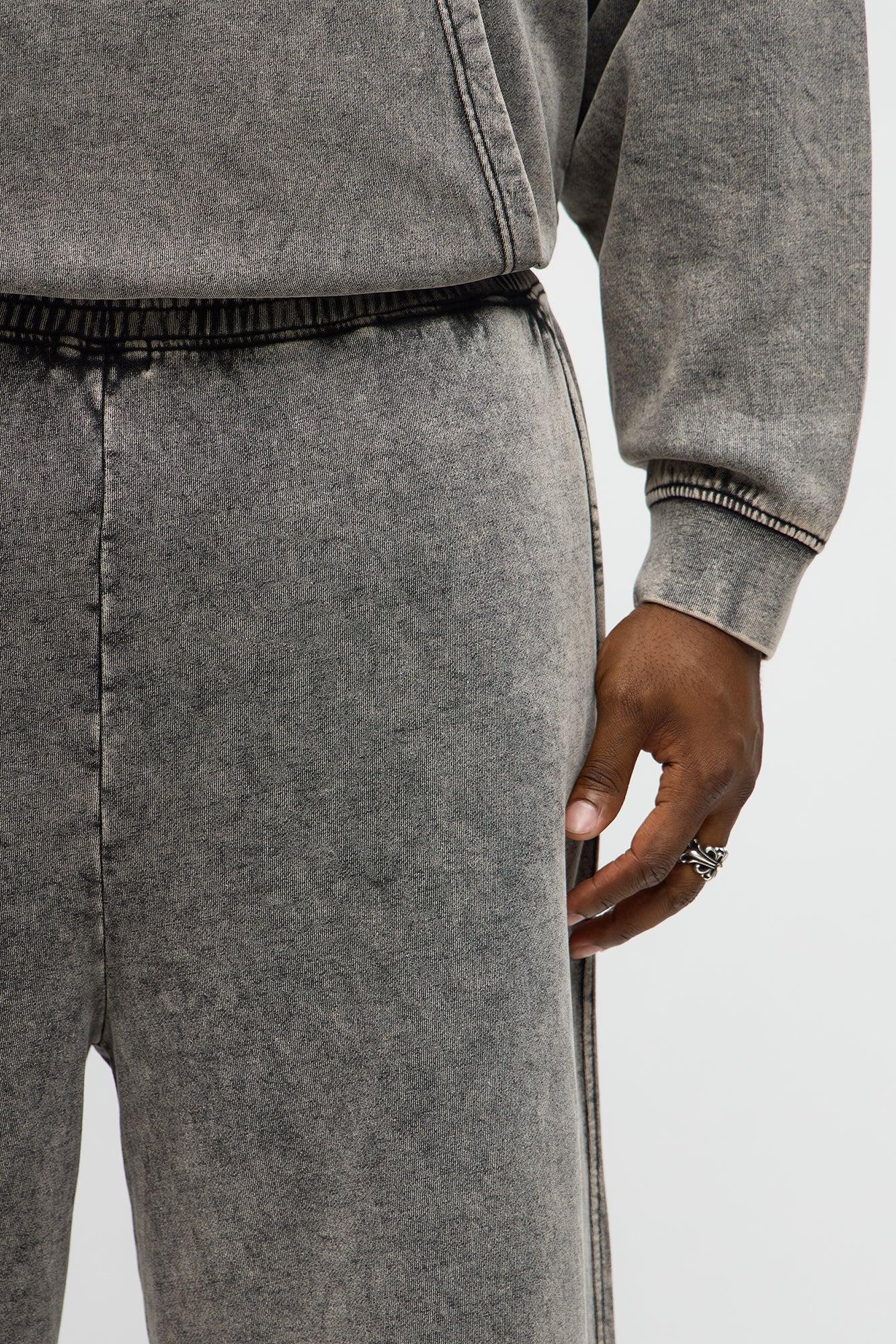 Can't Fade Me Sweatpant - Grey Product Image