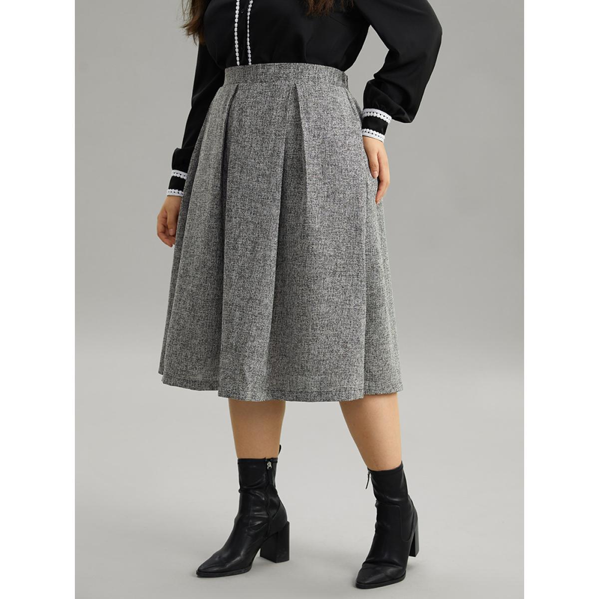 Plus Size Plain Texture Pleated Pocket Cropped Skirt Women DimGray Office Texture No stretch Pocket Work Skirts BloomChic 12/L Product Image
