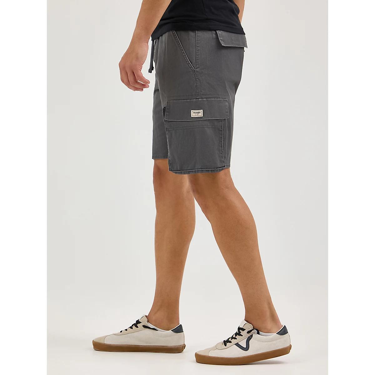 Men's Cargo Twill Short in Jungle Product Image