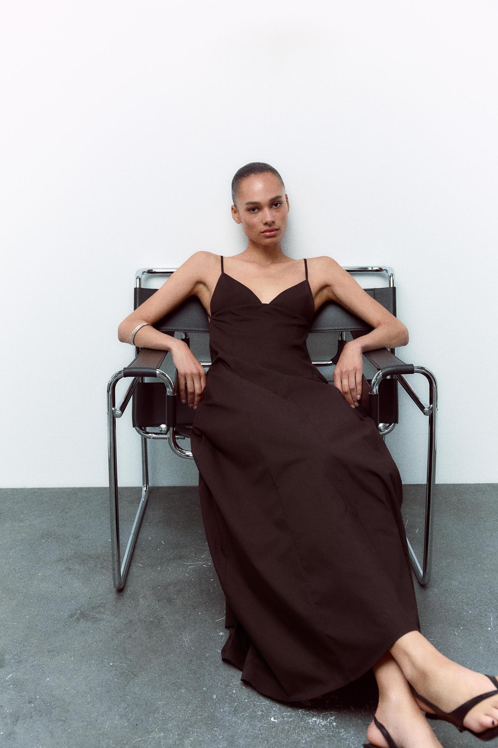 VOLUMINOUS MIDI DRESS Product Image