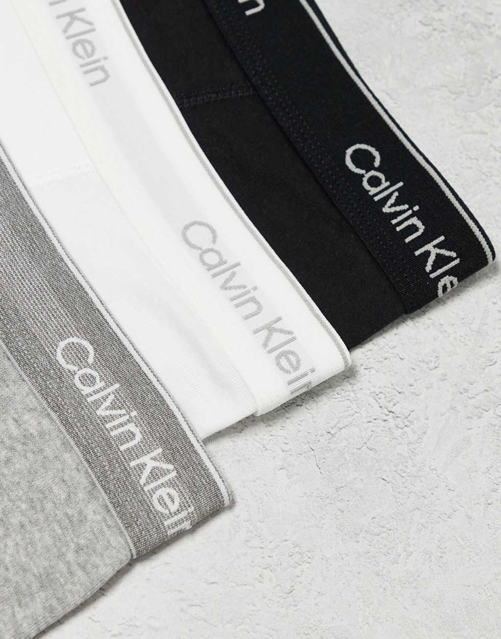 Calvin Klein Cotton Classics 3 pack trunk in gray/black/white Product Image
