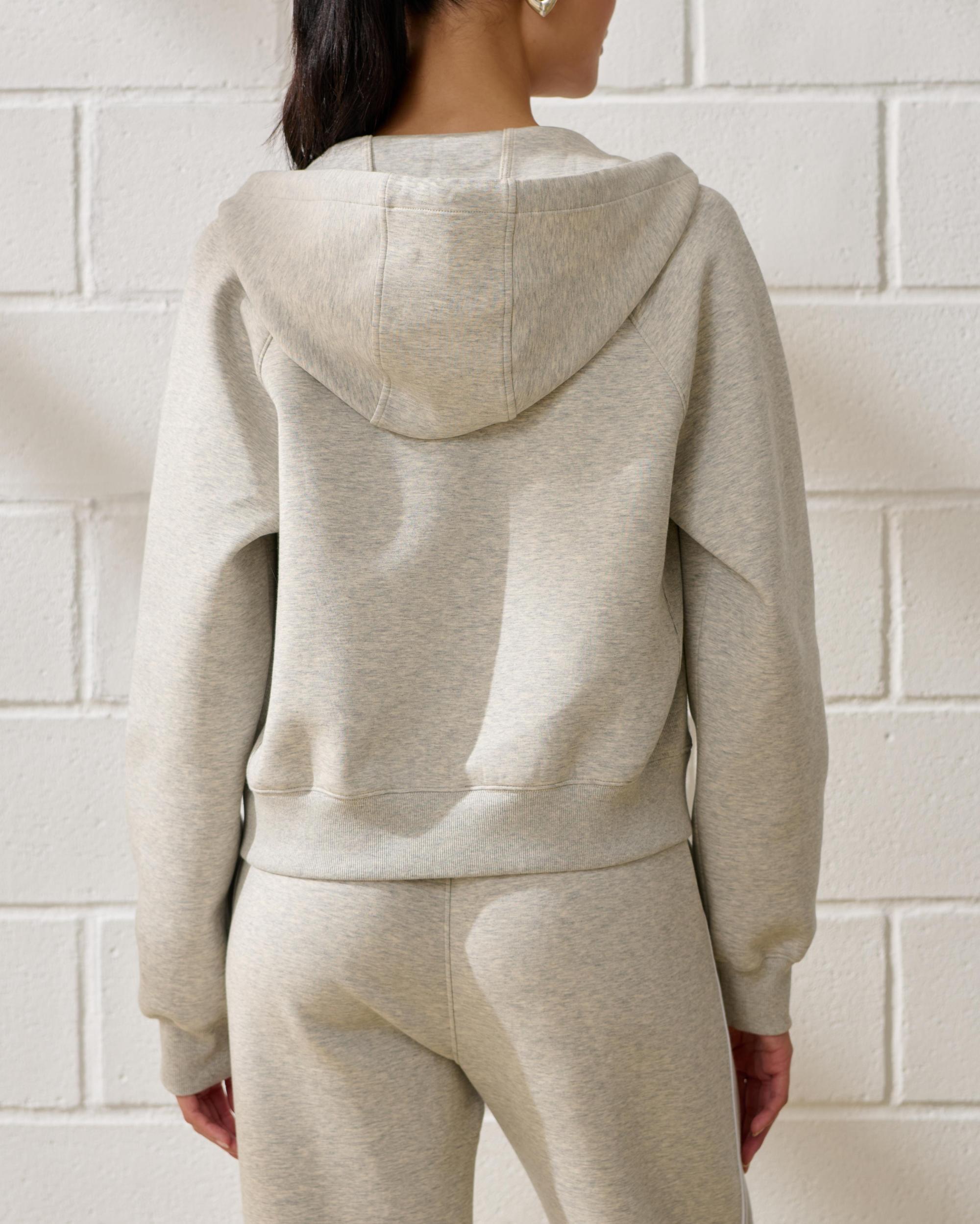 Abercrombie & Fitch | Authentic American clothing since 1892 Product Image
